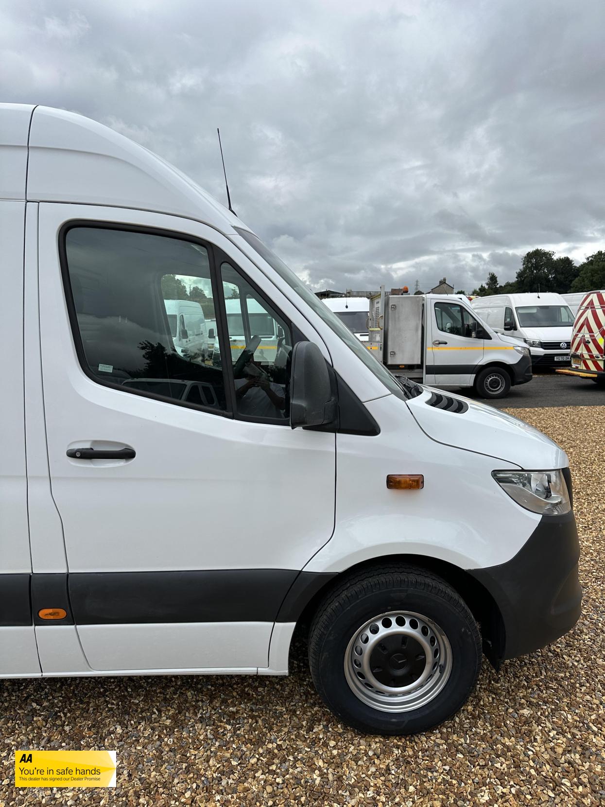 Mercedes-Benz Sprinter 2.1 311 CDI Panel Van 5dr Diesel Manual RWD L3 H2 Euro 6 (114 ps)
