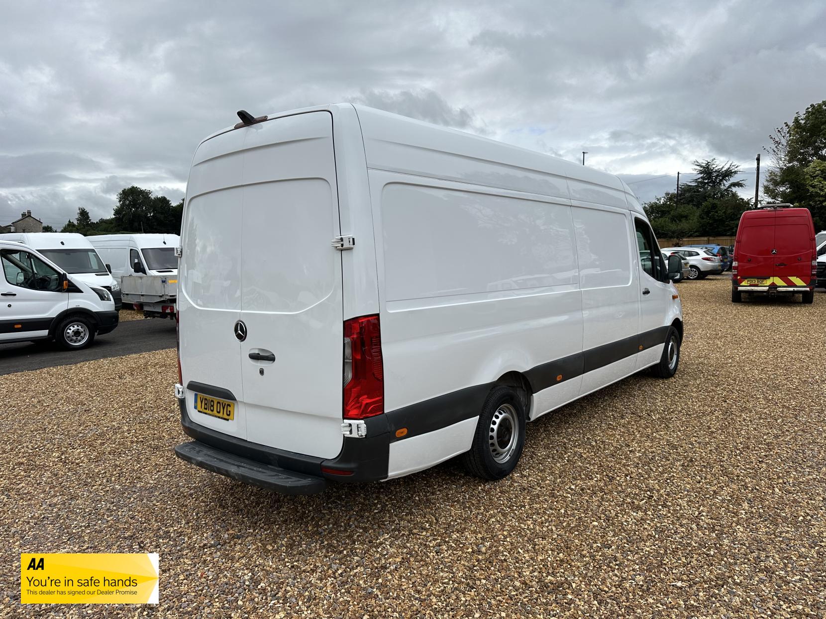 Mercedes-Benz Sprinter 2.1 311 CDI Panel Van 5dr Diesel Manual RWD L3 H2 Euro 6 (114 ps)