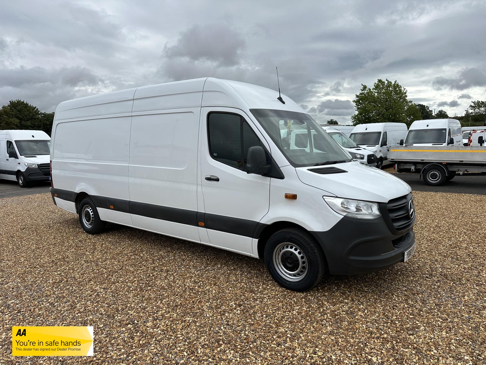 Mercedes-Benz Sprinter 2.1 311 CDI Panel Van 5dr Diesel Manual RWD L3 H2 Euro 6 (114 ps)