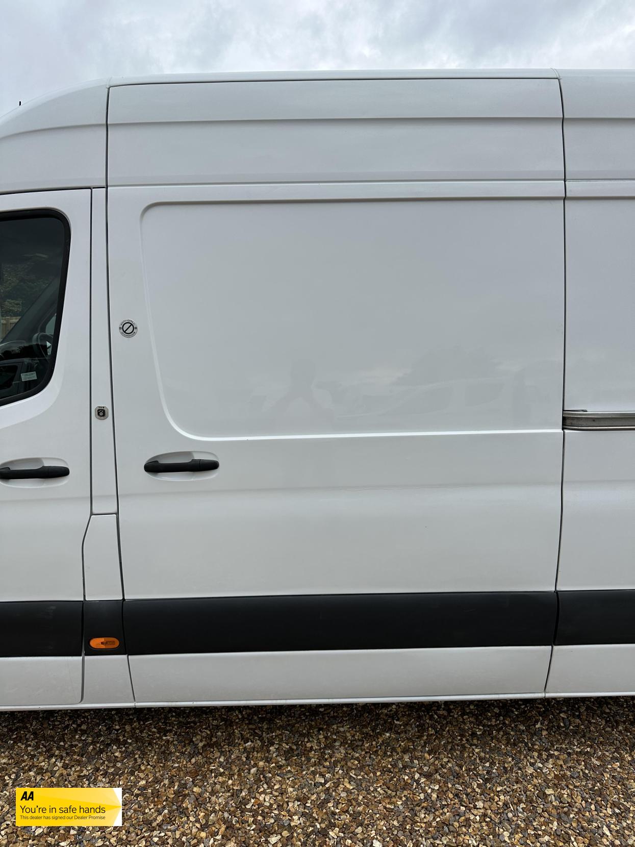 Mercedes-Benz Sprinter 2.1 311 CDI Panel Van 5dr Diesel Manual RWD L3 H2 Euro 6 (114 ps)