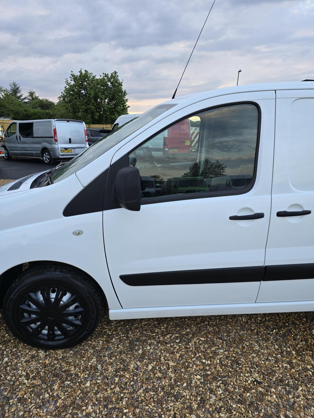 Citroen Dispatch 1.6 1200 HDi Panel Van 5dr Diesel Manual L1 H1 (182 g/km, 90 bhp)