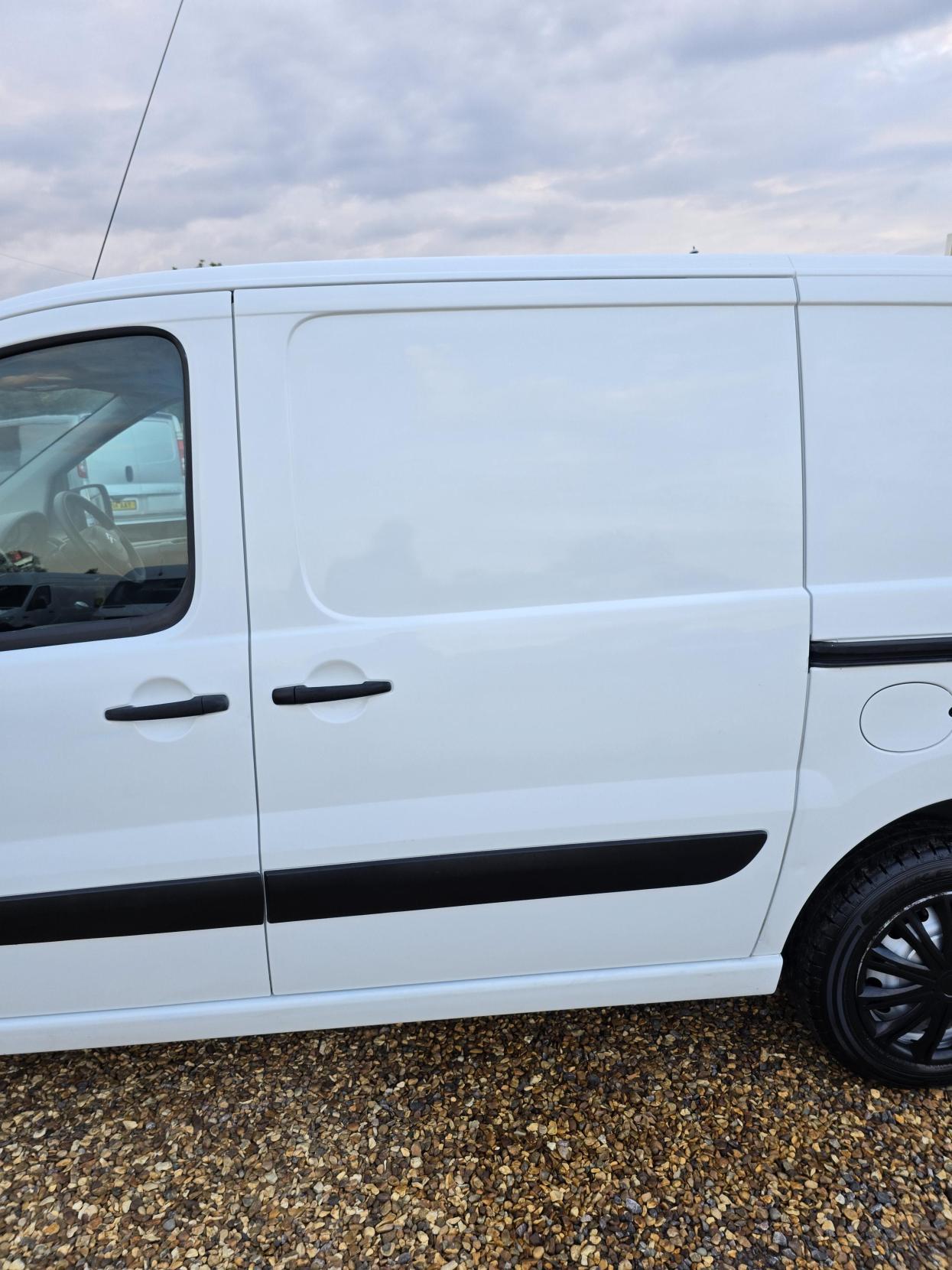 Citroen Dispatch 1.6 1200 HDi Panel Van 5dr Diesel Manual L1 H1 (182 g/km, 90 bhp)