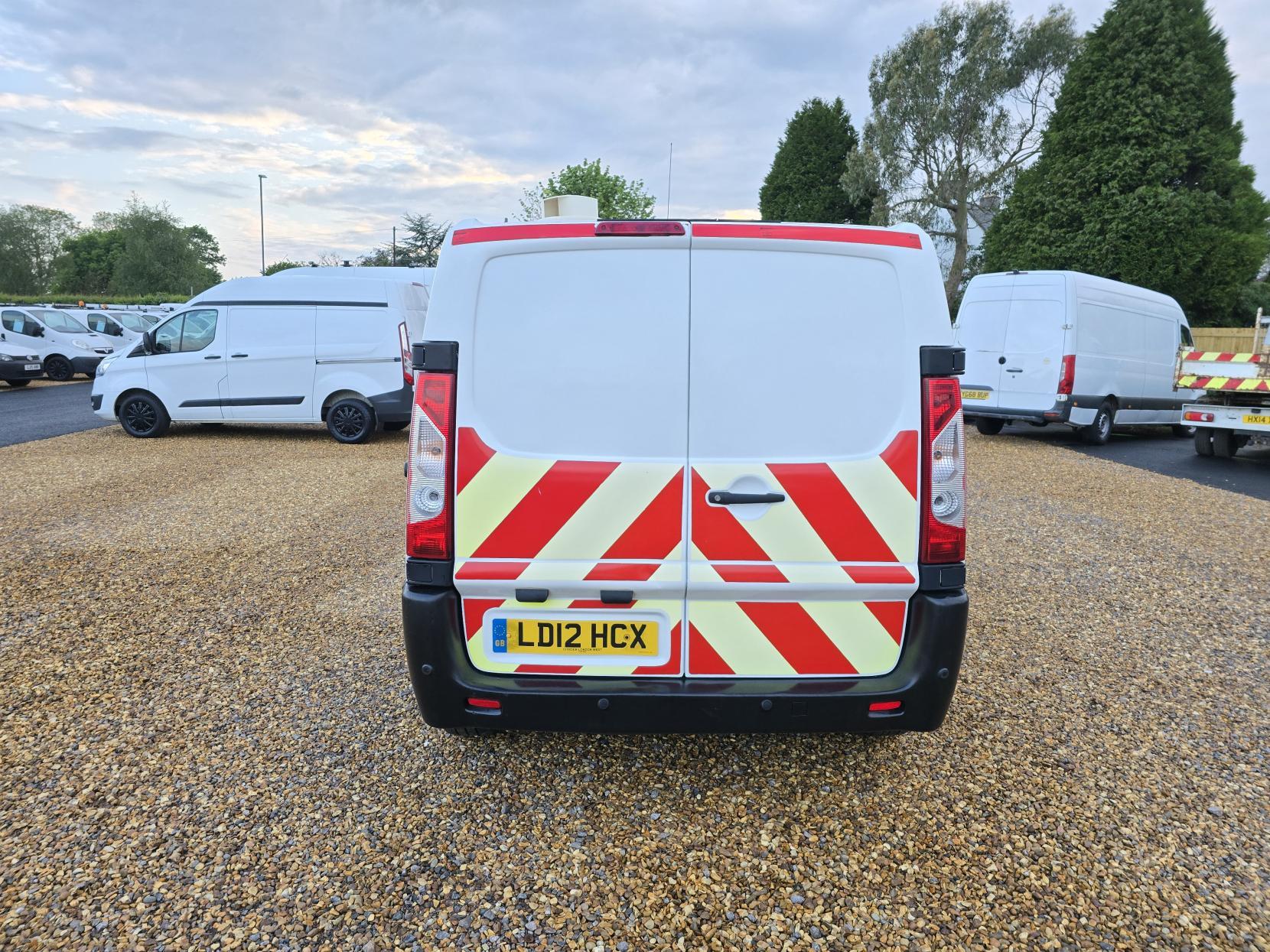 Citroen Dispatch 1.6 1200 HDi Panel Van 5dr Diesel Manual L1 H1 (182 g/km, 90 bhp)