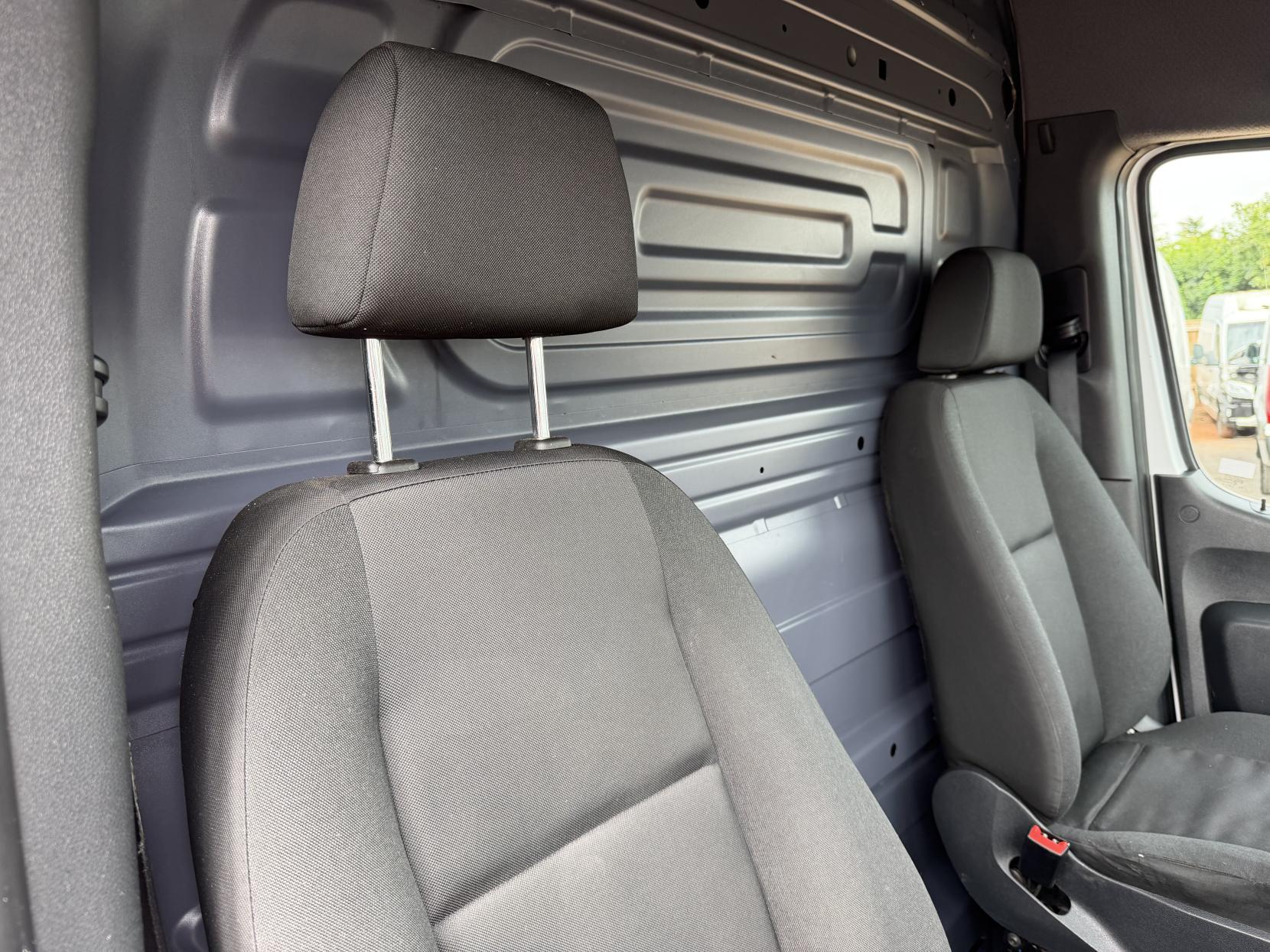 2019 Mercedes-Benz Sprinter 2.1 311 CDI Panel Van 5dr Diesel Manual RWD L3 H2 Euro 6 (114 ps) - Thumbnail 14