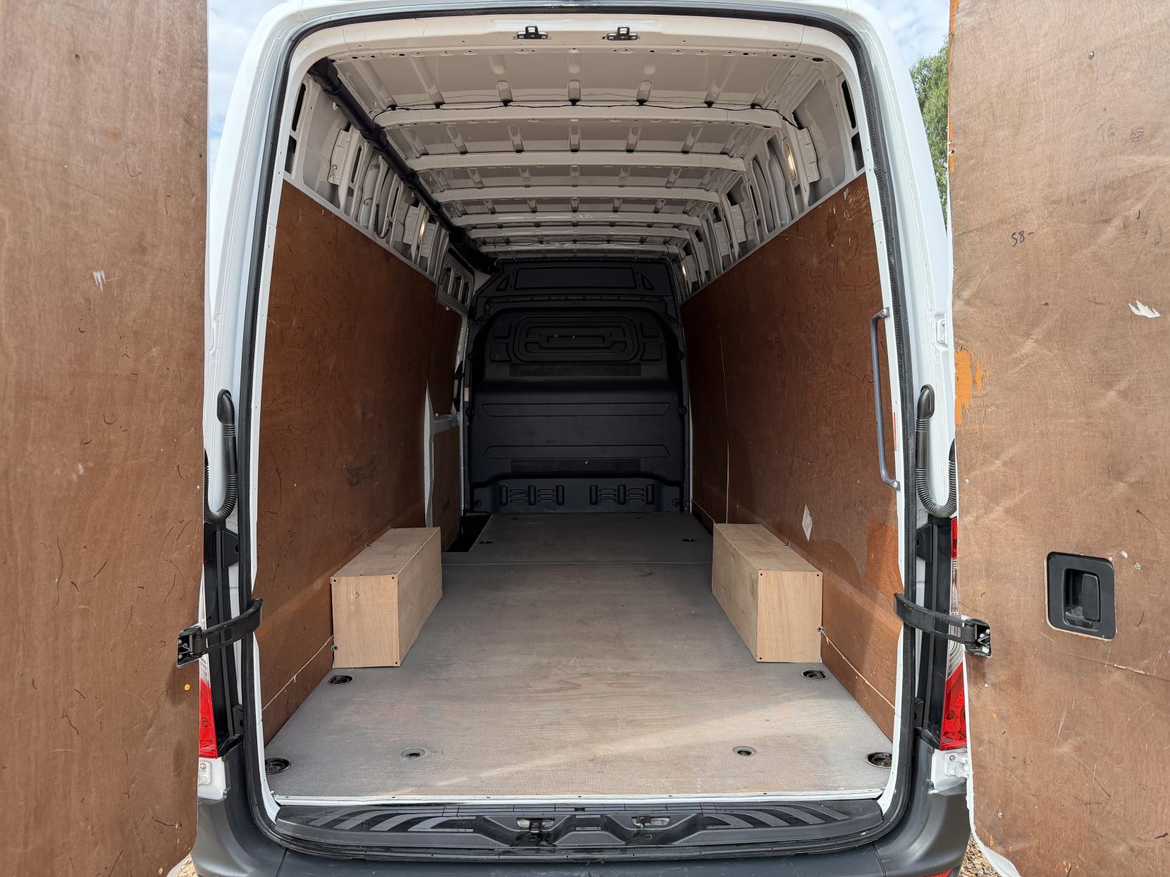 2019 Mercedes-Benz Sprinter 2.1 311 CDI Panel Van 5dr Diesel Manual RWD L3 H2 Euro 6 (114 ps) - Thumbnail 3