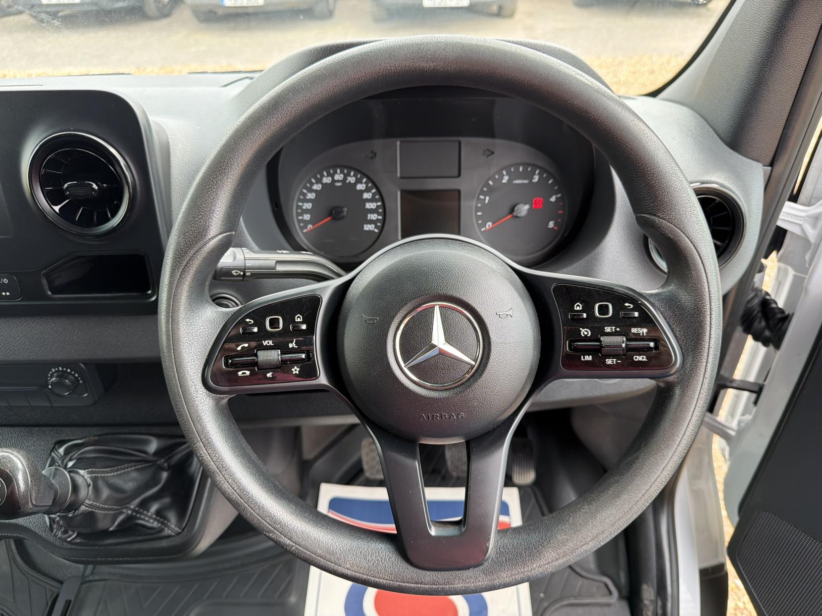 2019 Mercedes-Benz Sprinter 2.1 311 CDI Panel Van 5dr Diesel Manual RWD L3 H2 Euro 6 (114 ps) - Thumbnail 41
