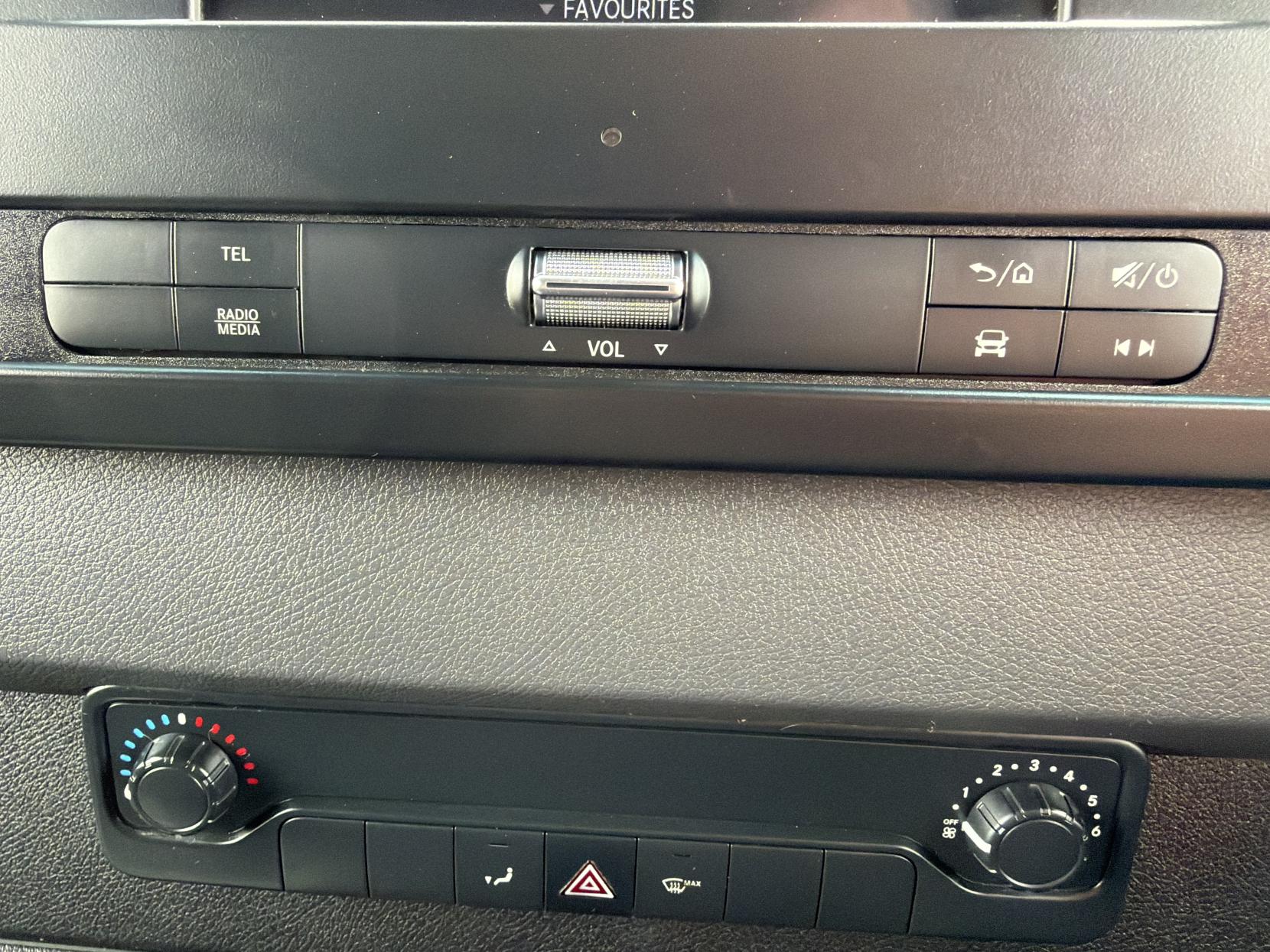 2019 Mercedes-Benz Sprinter 2.1 311 CDI Panel Van 5dr Diesel Manual RWD L3 H2 Euro 6 (114 ps) - Thumbnail 37