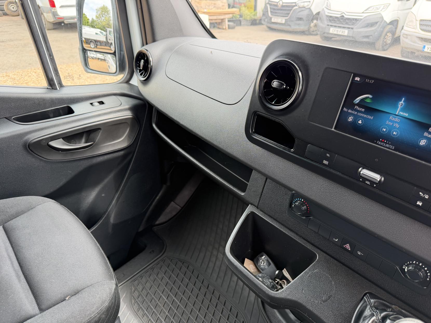 2019 Mercedes-Benz Sprinter 2.1 311 CDI Panel Van 5dr Diesel Manual RWD L3 H2 Euro 6 (114 ps) - Thumbnail 46