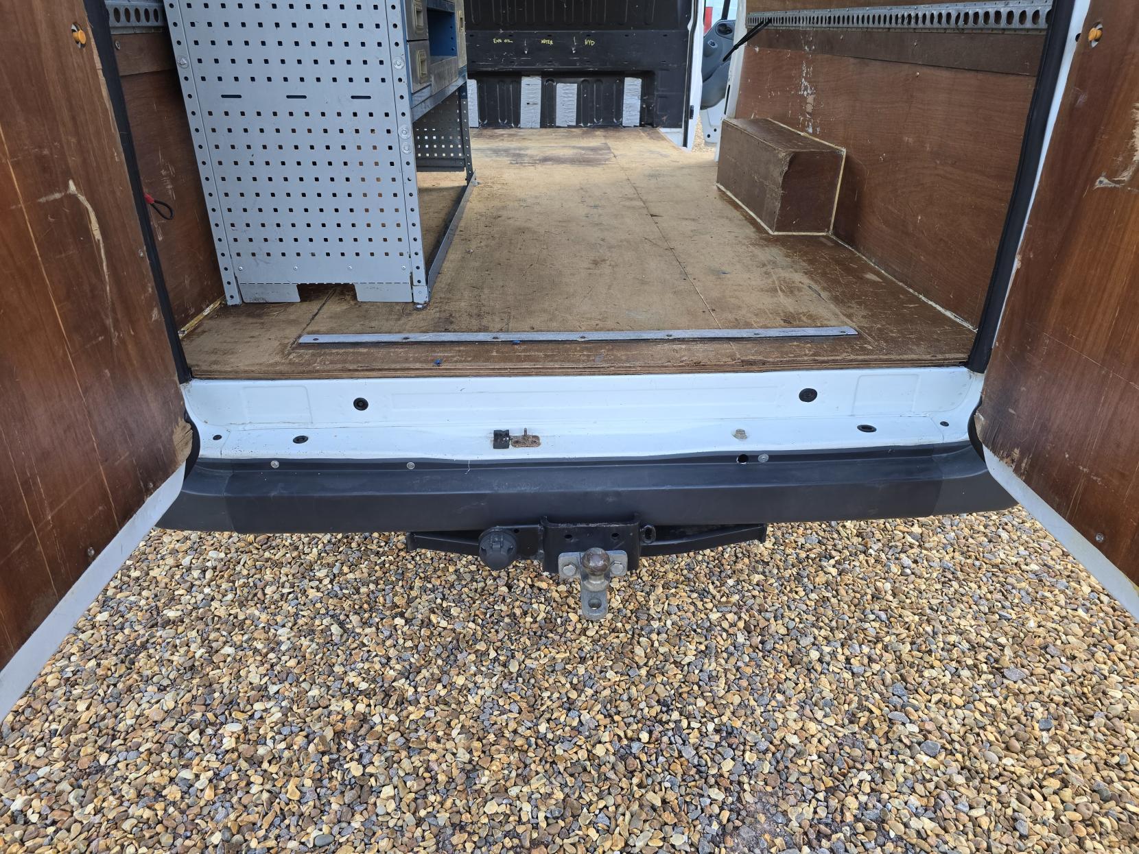 Ford Transit 2.4 TDCi 350 Panel Van 4dr Diesel Manual RWD L4 H3 SRW (98 bhp)