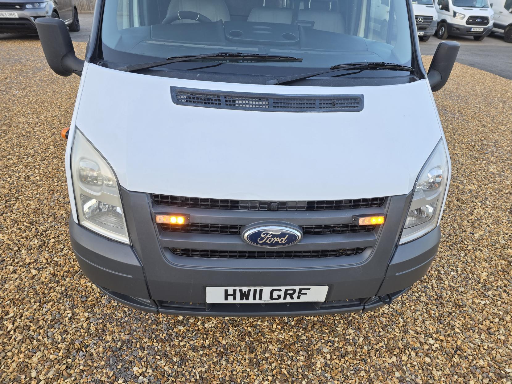 Ford Transit 2.4 TDCi 350 Panel Van 4dr Diesel Manual RWD L4 H3 SRW (98 bhp)
