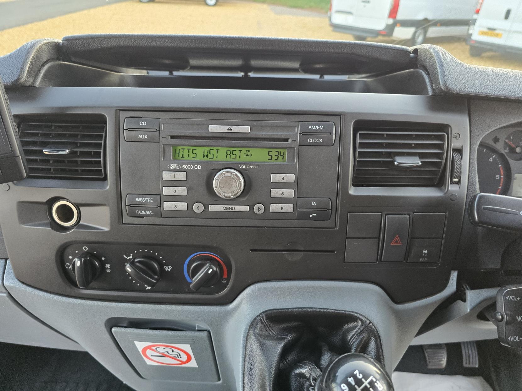 Ford Transit 2.4 TDCi 350 Panel Van 4dr Diesel Manual RWD L4 H3 SRW (98 bhp)