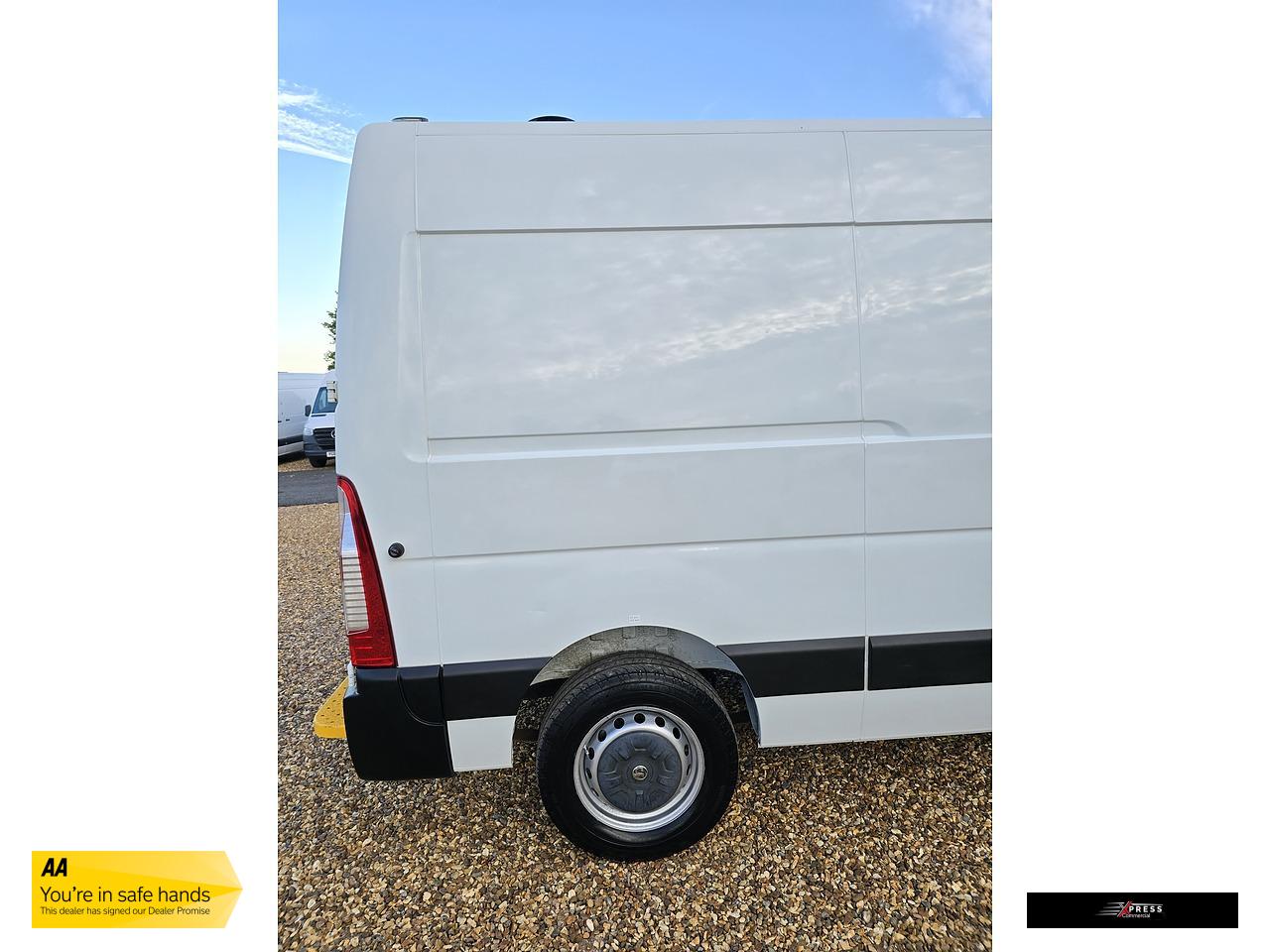 Vauxhall Movano 2.3 CDTi 3500 Panel Van 5dr Diesel Manual FWD L2 H2 Euro 6 (130 ps)