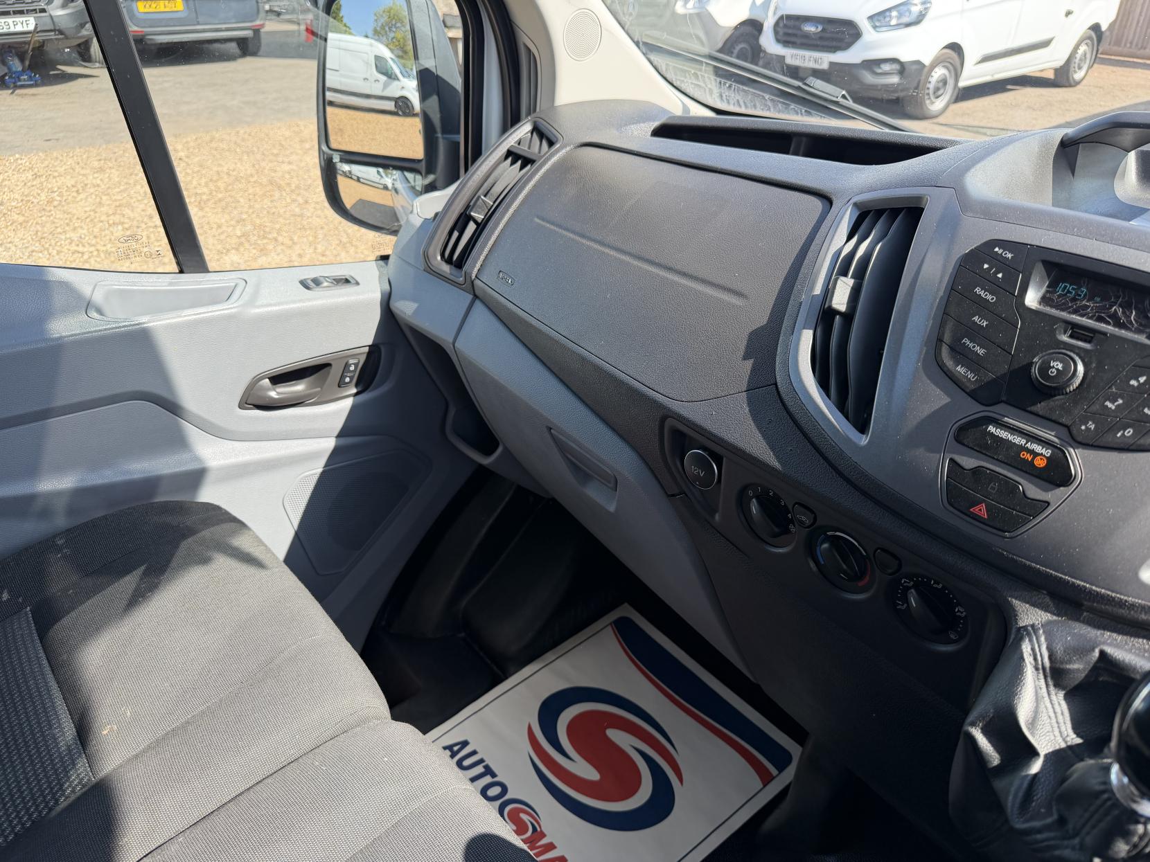 2016 Ford Transit 2.2 TDCi 350 Panel Van 5dr Diesel Manual RWD L2 H3 Euro 5 (155 ps) - Thumbnail 29