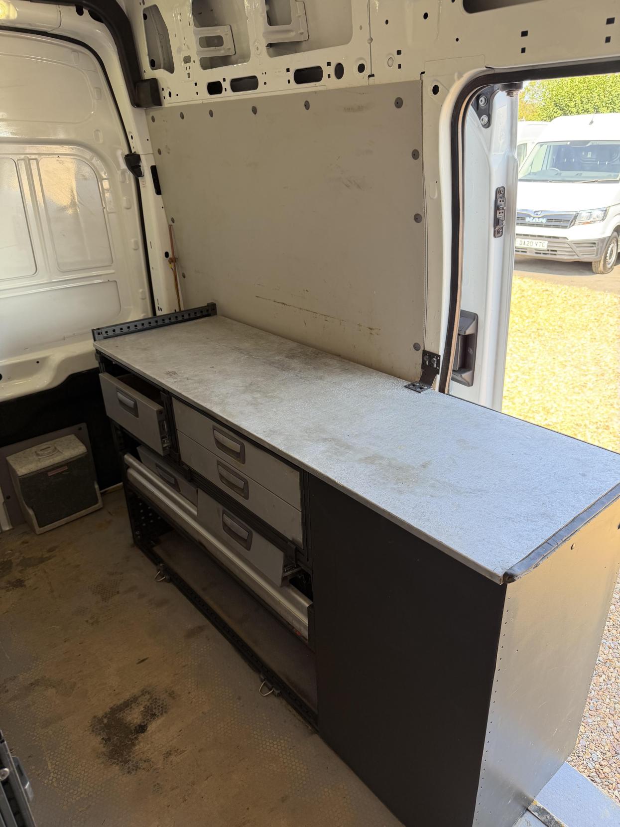 2016 Ford Transit 2.2 TDCi 350 Panel Van 5dr Diesel Manual RWD L2 H3 Euro 5 (155 ps) - Thumbnail 44