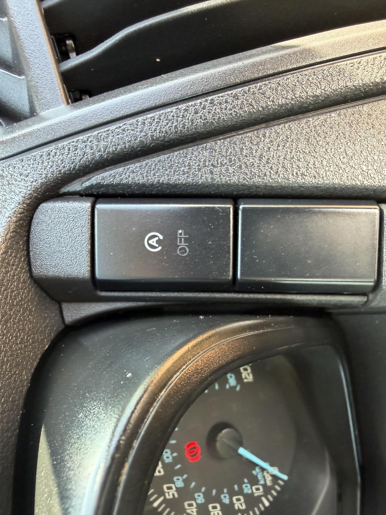 2016 Ford Transit 2.2 TDCi 350 Panel Van 5dr Diesel Manual RWD L2 H3 Euro 5 (155 ps) - Thumbnail 28