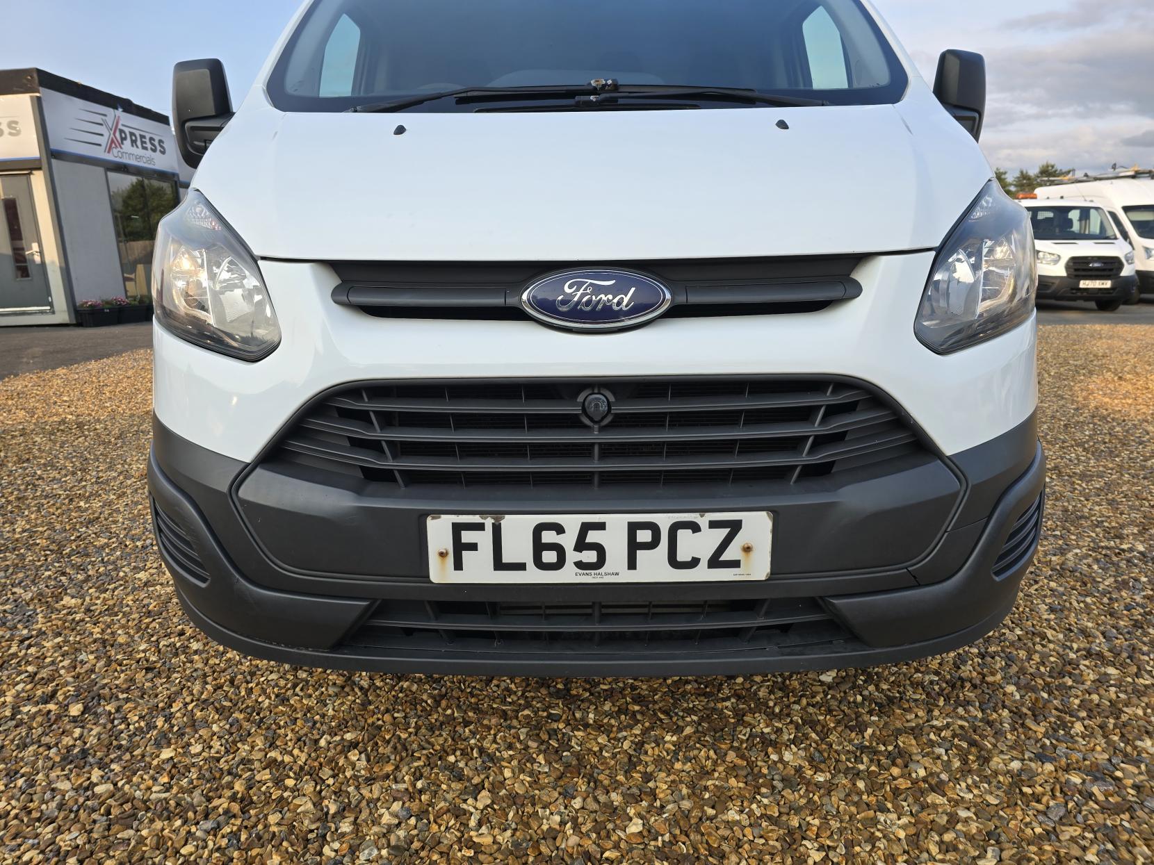 Ford Transit Custom 2.2 TDCi 290 Panel Van 5dr Diesel Manual L1 H1 (186 g/km, 98 bhp)