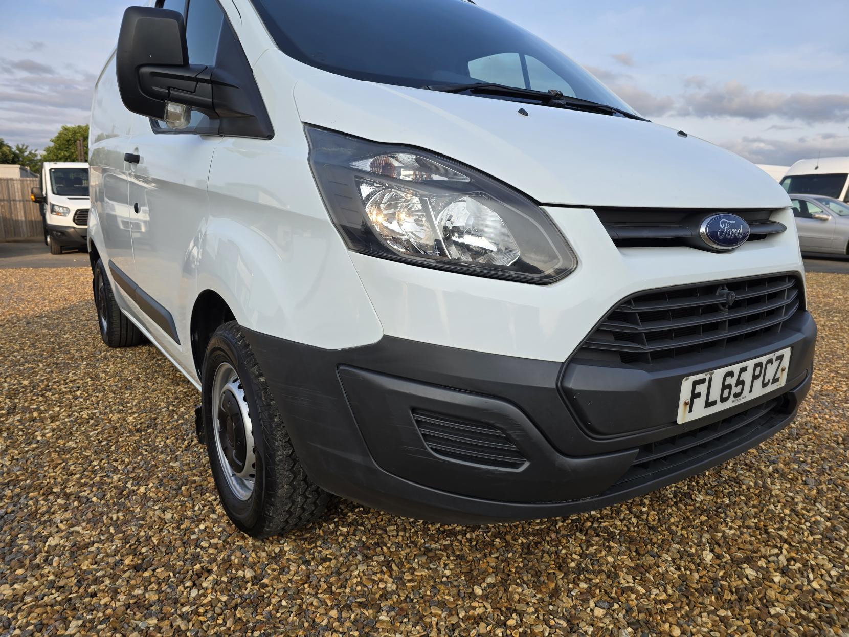 Ford Transit Custom 2.2 TDCi 290 Panel Van 5dr Diesel Manual L1 H1 (186 g/km, 98 bhp)