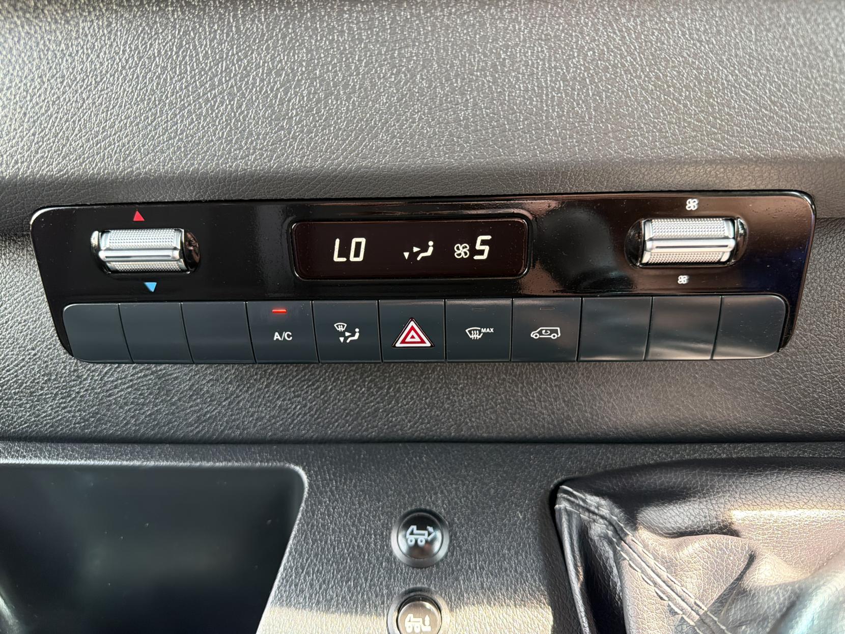 2021 Mercedes-Benz Sprinter 2.0 315 CDI Progressive Panel Van 5dr Diesel Manual RWD L2 H2 Euro 6 (s/s) (150 ps) - Thumbnail 50
