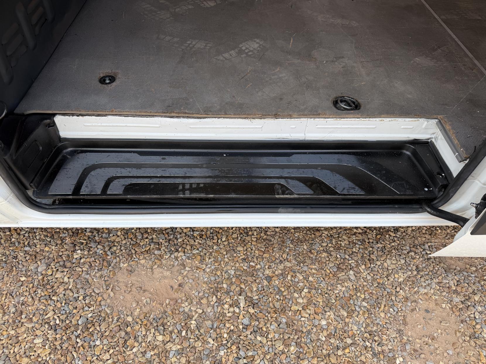 2021 Mercedes-Benz Sprinter 2.0 315 CDI Progressive Panel Van 5dr Diesel Manual RWD L2 H2 Euro 6 (s/s) (150 ps) - Thumbnail 27