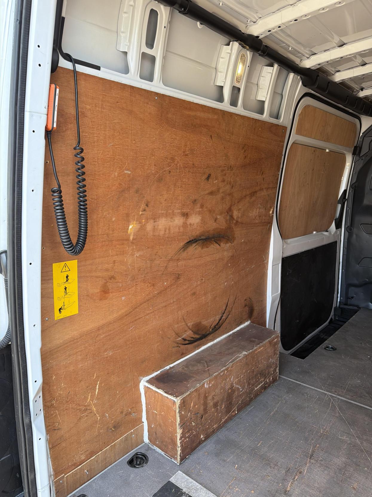 2021 Mercedes-Benz Sprinter 2.0 315 CDI Progressive Panel Van 5dr Diesel Manual RWD L2 H2 Euro 6 (s/s) (150 ps) - Thumbnail 34