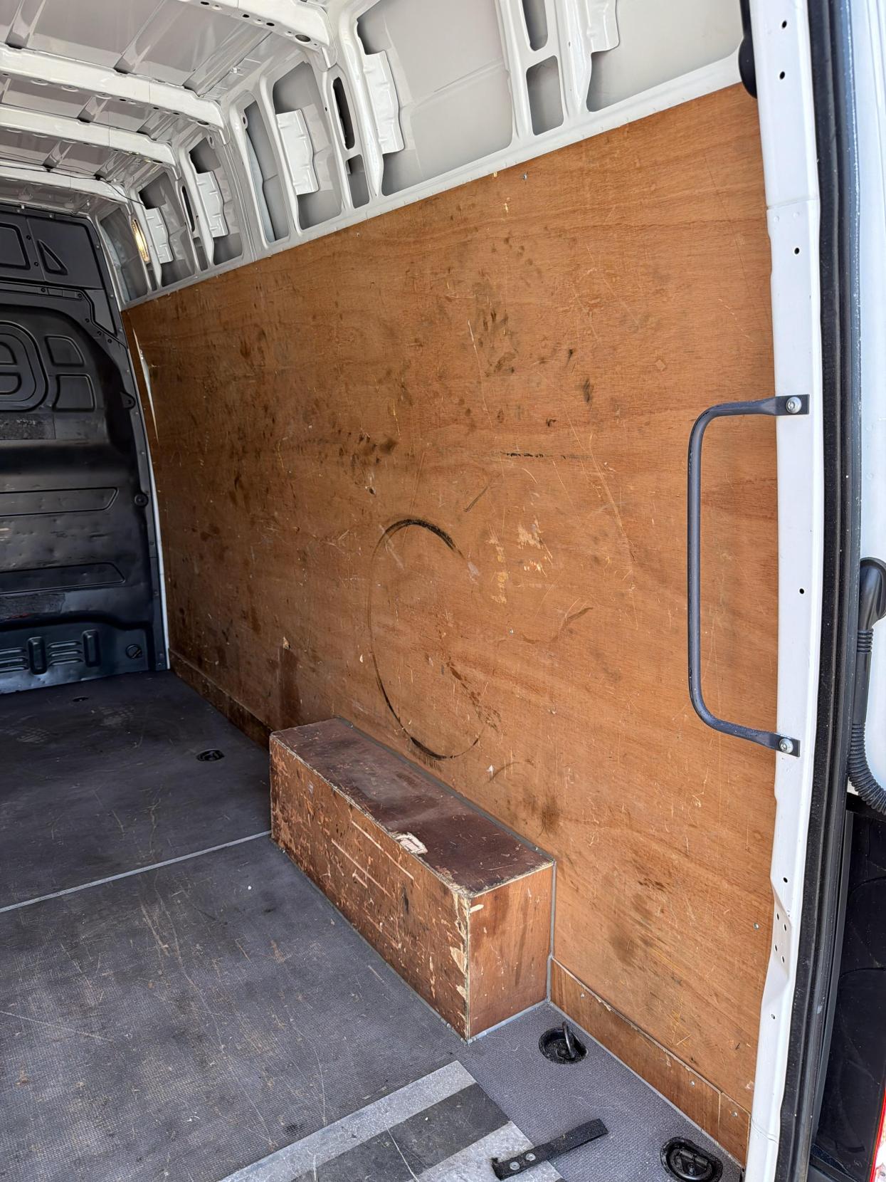 2021 Mercedes-Benz Sprinter 2.0 315 CDI Progressive Panel Van 5dr Diesel Manual RWD L2 H2 Euro 6 (s/s) (150 ps) - Thumbnail 33