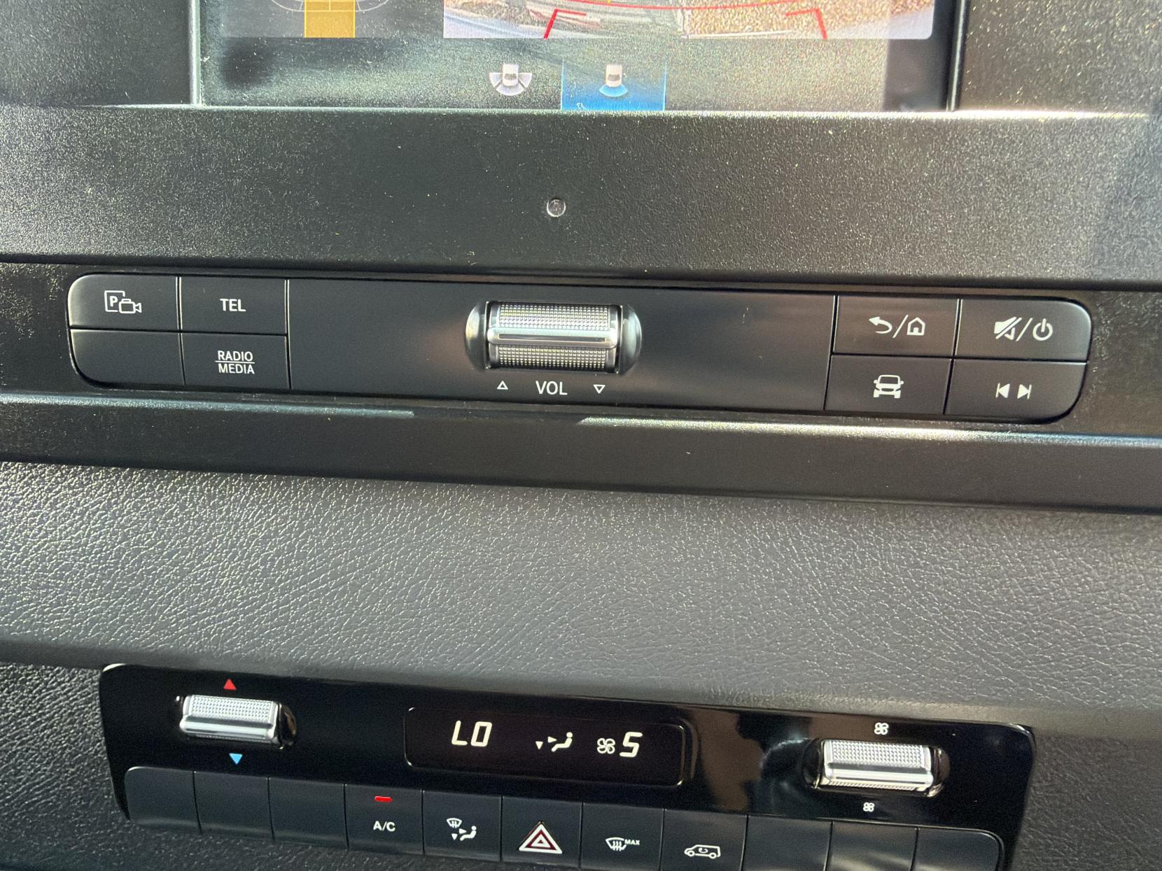 2021 Mercedes-Benz Sprinter 2.0 315 CDI Progressive Panel Van 5dr Diesel Manual RWD L2 H2 Euro 6 (s/s) (150 ps) - Thumbnail 51