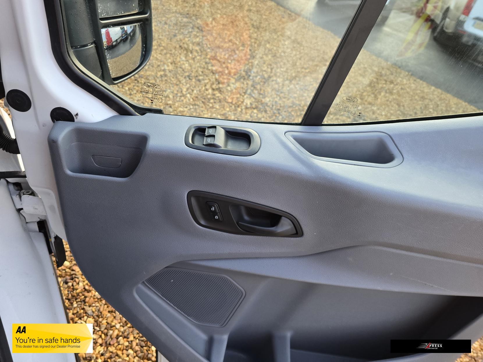 Ford Transit Transit 2.0 350 EcoBlue Panel Van 5dr Diesel Manual RWD L2 H3 Euro 6 (170 ps)