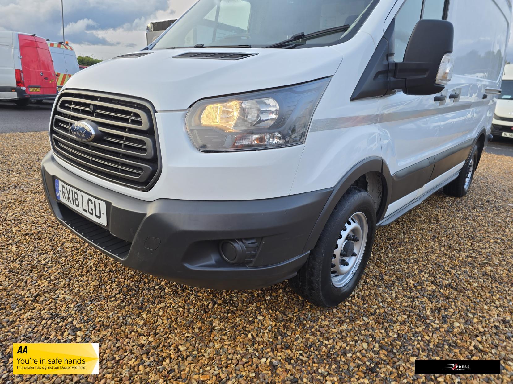 Ford Transit Transit 2.0 350 EcoBlue Panel Van 5dr Diesel Manual RWD L2 H3 Euro 6 (170 ps)
