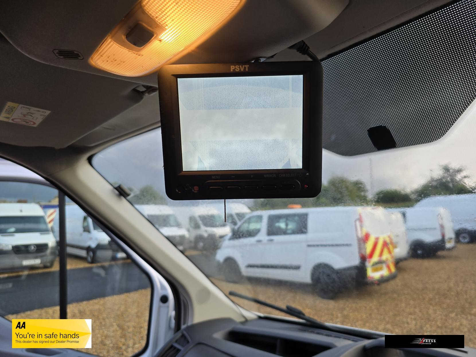 Ford Transit Transit 2.0 350 EcoBlue Panel Van 5dr Diesel Manual RWD L2 H3 Euro 6 (170 ps)