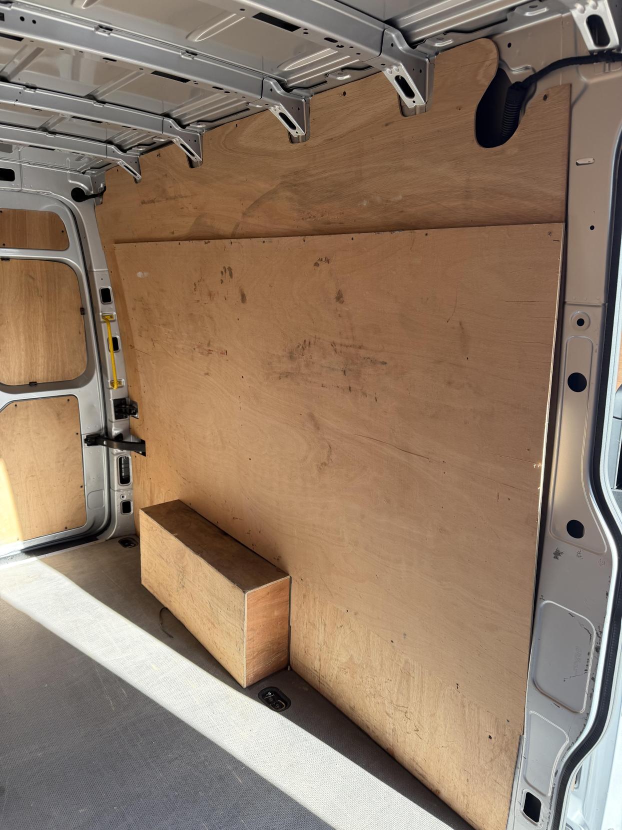 Volkswagen Crafter 2.0 TDI CR35 Trendline Panel Van 5dr Diesel Manual FWD LWB High Roof Euro 6 (s/s) (140 ps)