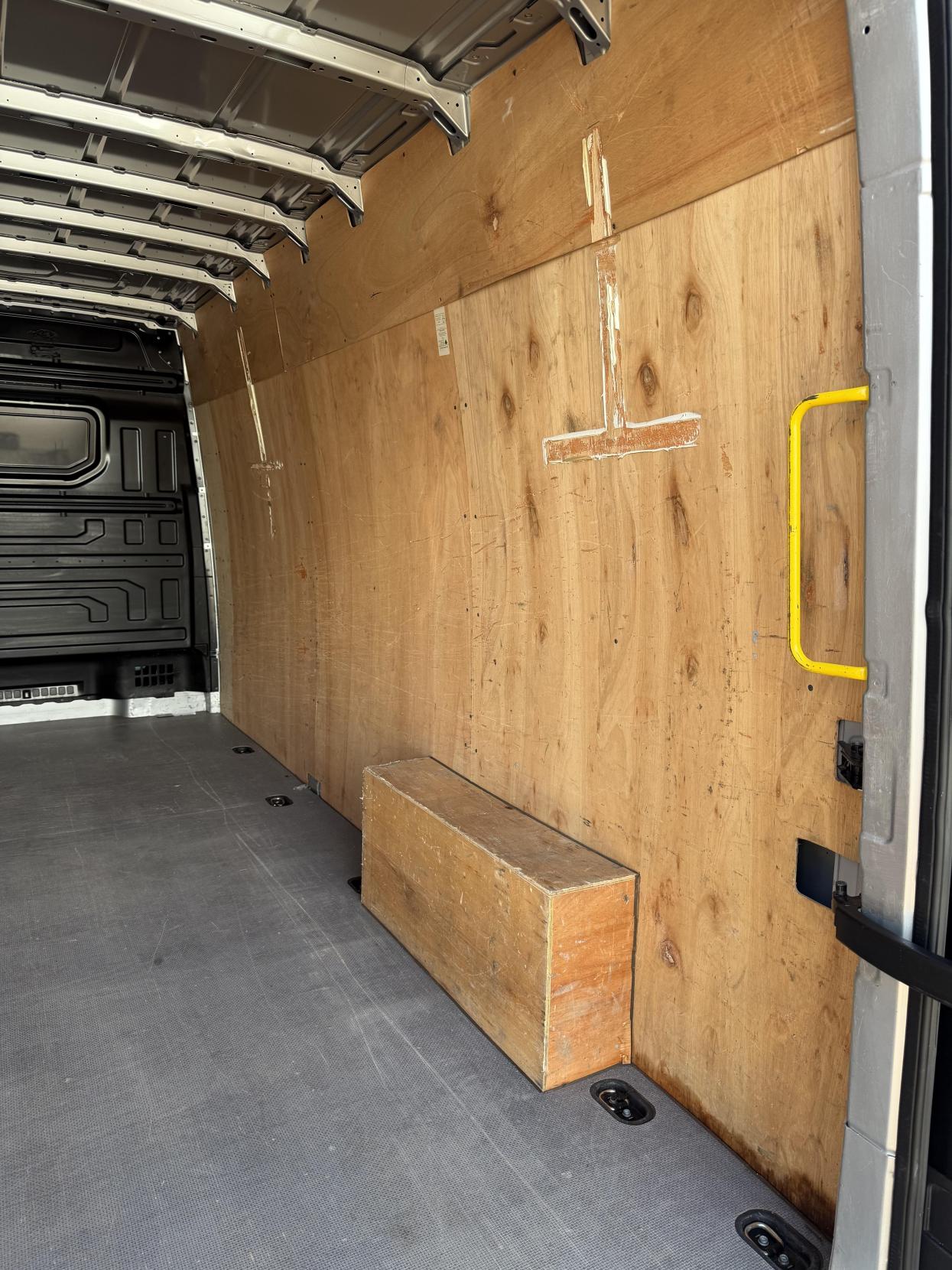 Volkswagen Crafter 2.0 TDI CR35 Trendline Panel Van 5dr Diesel Manual FWD LWB High Roof Euro 6 (s/s) (140 ps)