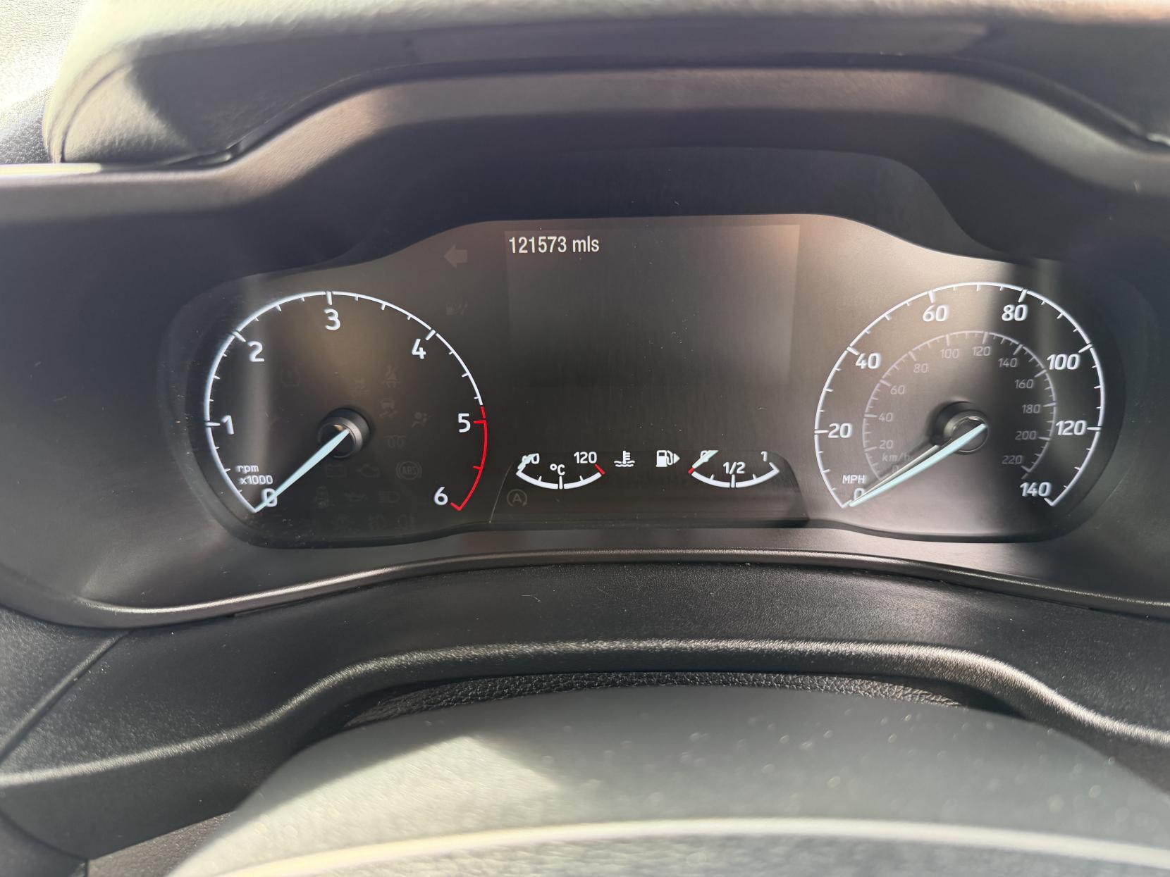 2019 Ford Grand Tourneo Connect 1.5 EcoBlue Titanium MPV 5dr Diesel Manual Euro 6 (s/s) (120 ps) - Thumbnail 18