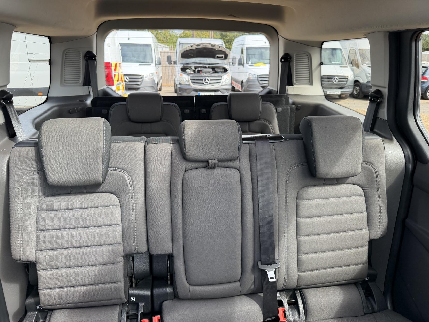 2019 Ford Grand Tourneo Connect 1.5 EcoBlue Titanium MPV 5dr Diesel Manual Euro 6 (s/s) (120 ps) - Thumbnail 41
