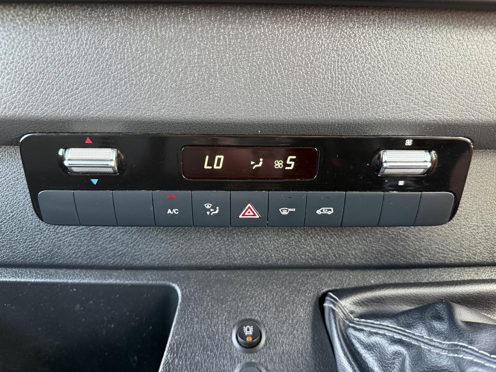 2021 Mercedes-Benz Sprinter 2.1 316 CDI Progressive Panel Van 5dr Diesel Manual RWD L2 H2 Euro 6 (s/s) (163 ps) - Thumbnail 30