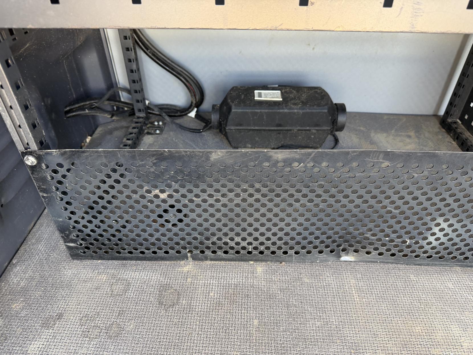 2021 Mercedes-Benz Sprinter 2.1 316 CDI Progressive Panel Van 5dr Diesel Manual RWD L2 H2 Euro 6 (s/s) (163 ps) - Thumbnail 32