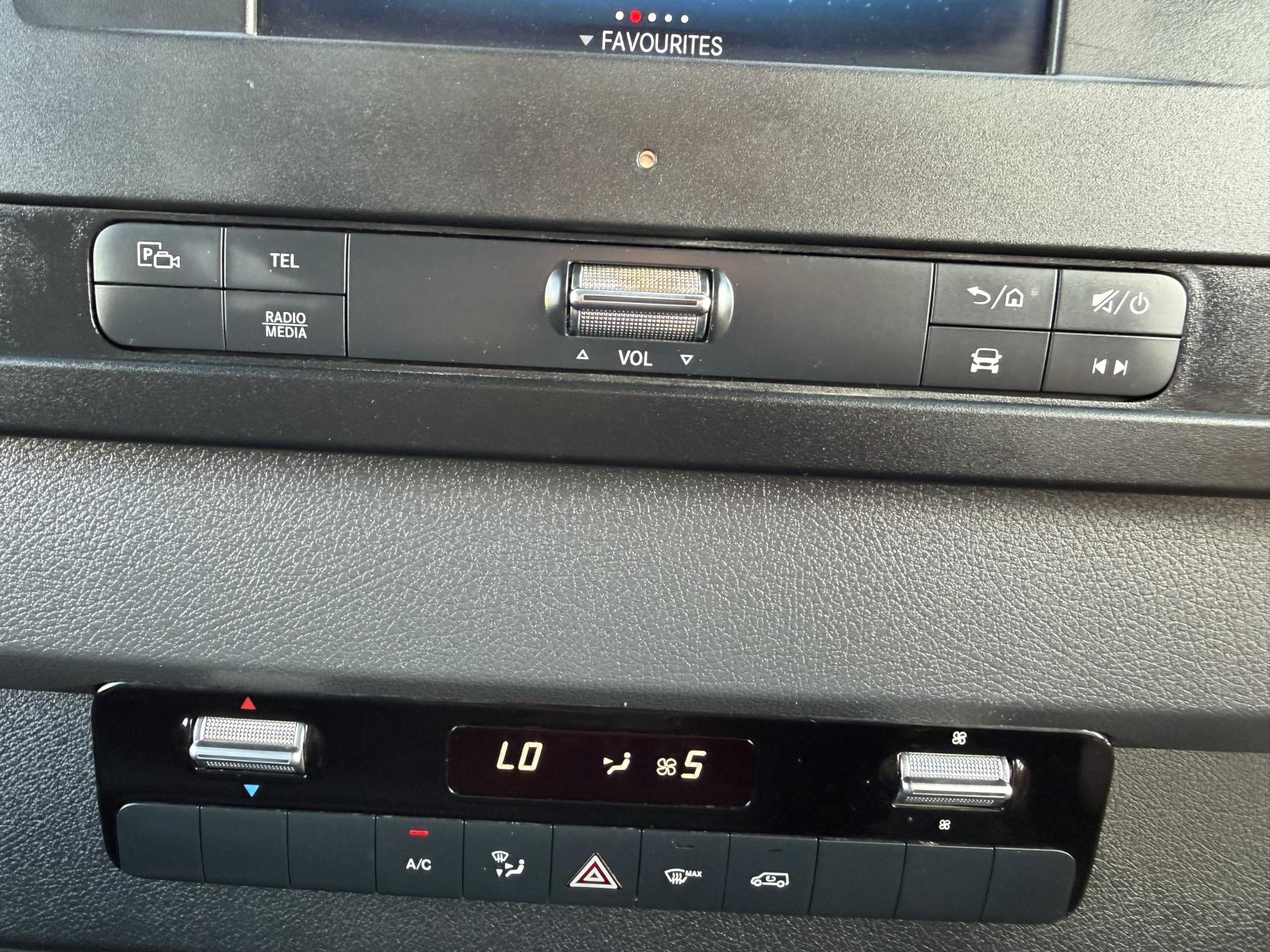 2021 Mercedes-Benz Sprinter 2.1 316 CDI Progressive Panel Van 5dr Diesel Manual RWD L2 H2 Euro 6 (s/s) (163 ps) - Thumbnail 25
