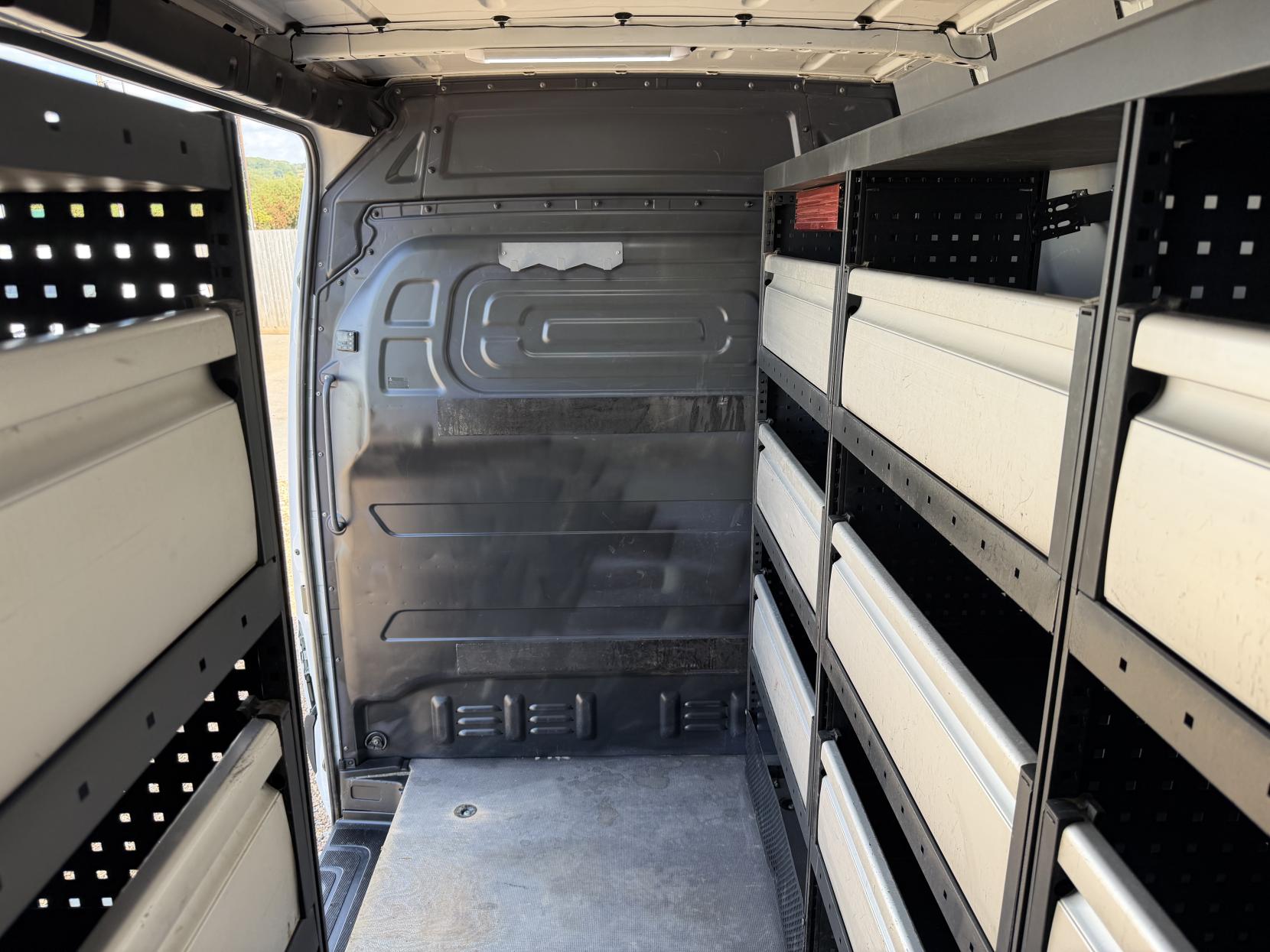 2021 Mercedes-Benz Sprinter 2.1 316 CDI Progressive Panel Van 5dr Diesel Manual RWD L2 H2 Euro 6 (s/s) (163 ps) - Thumbnail 39