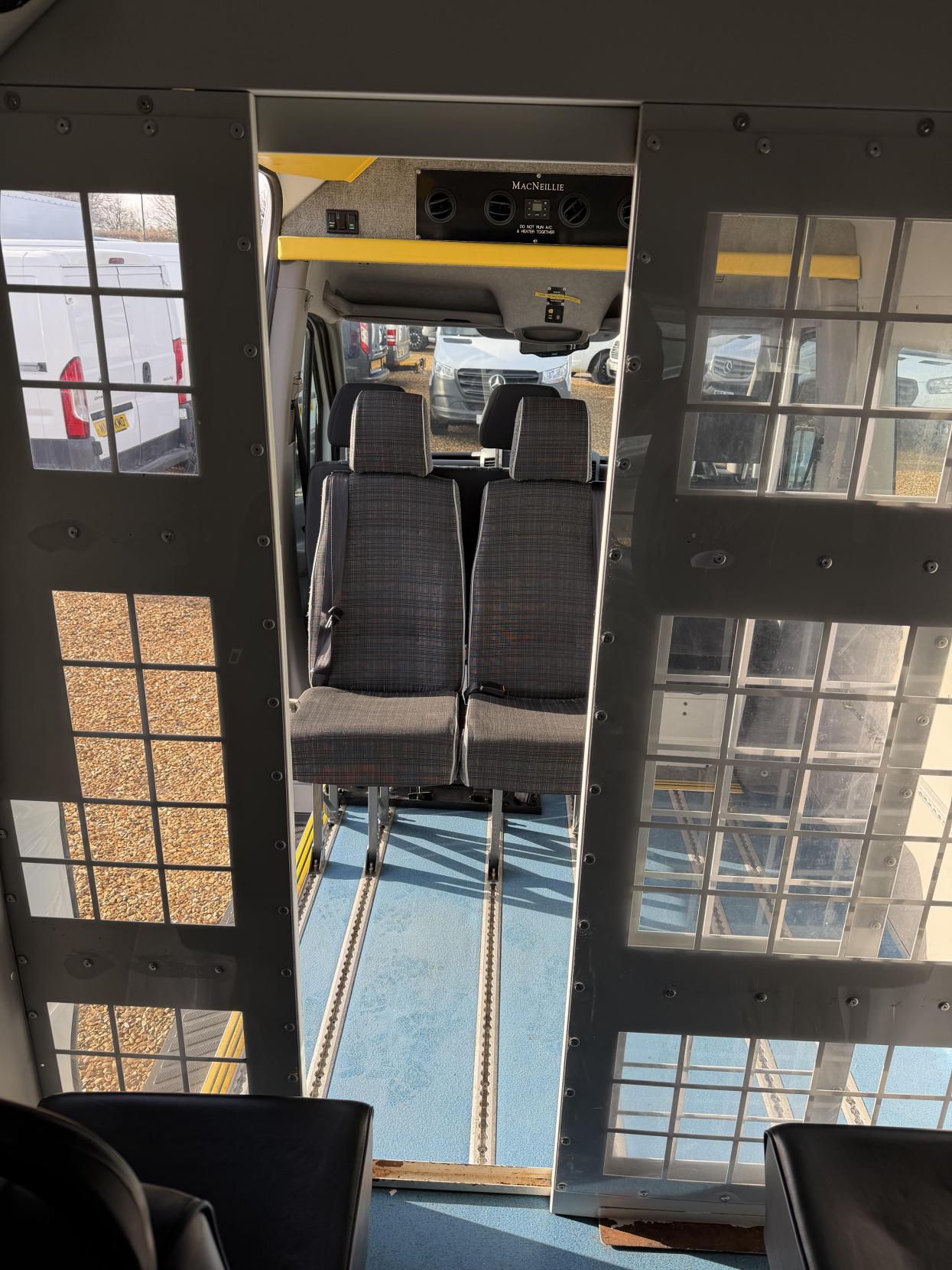 Mercedes-Benz Sprinter 2.1 313 CDi Panel Van 4dr Diesel Manual RWD L2 (129 bhp)