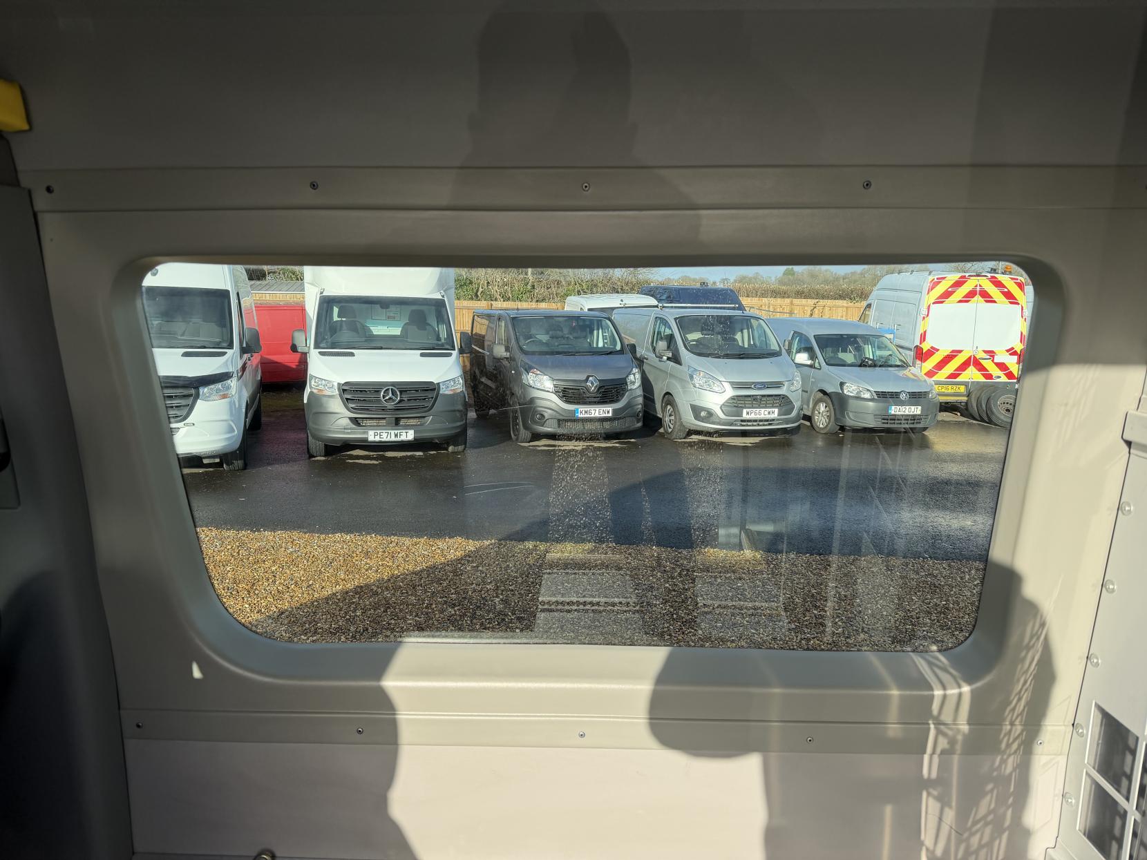 Mercedes-Benz Sprinter 2.1 313 CDi Panel Van 4dr Diesel Manual RWD L2 (129 bhp)