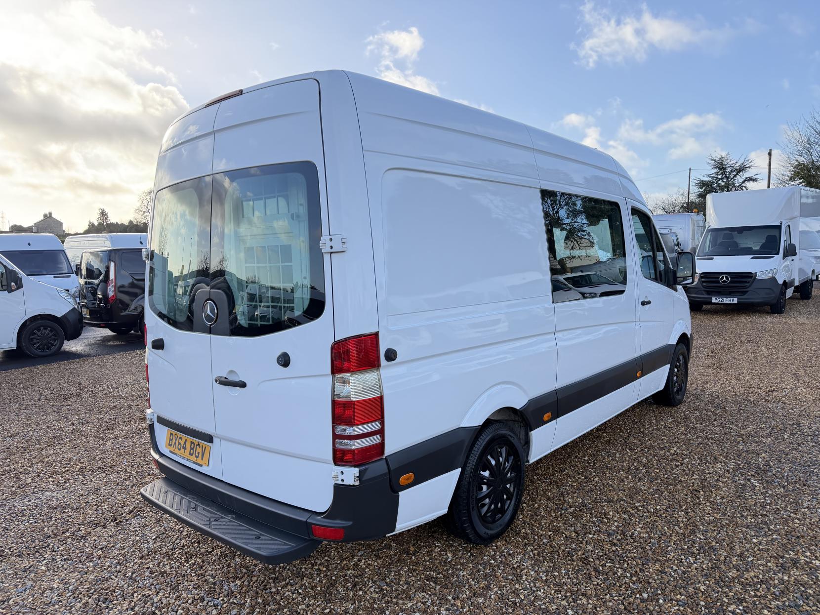 Mercedes-Benz Sprinter 2.1 313 CDi Panel Van 4dr Diesel Manual RWD L2 (129 bhp)