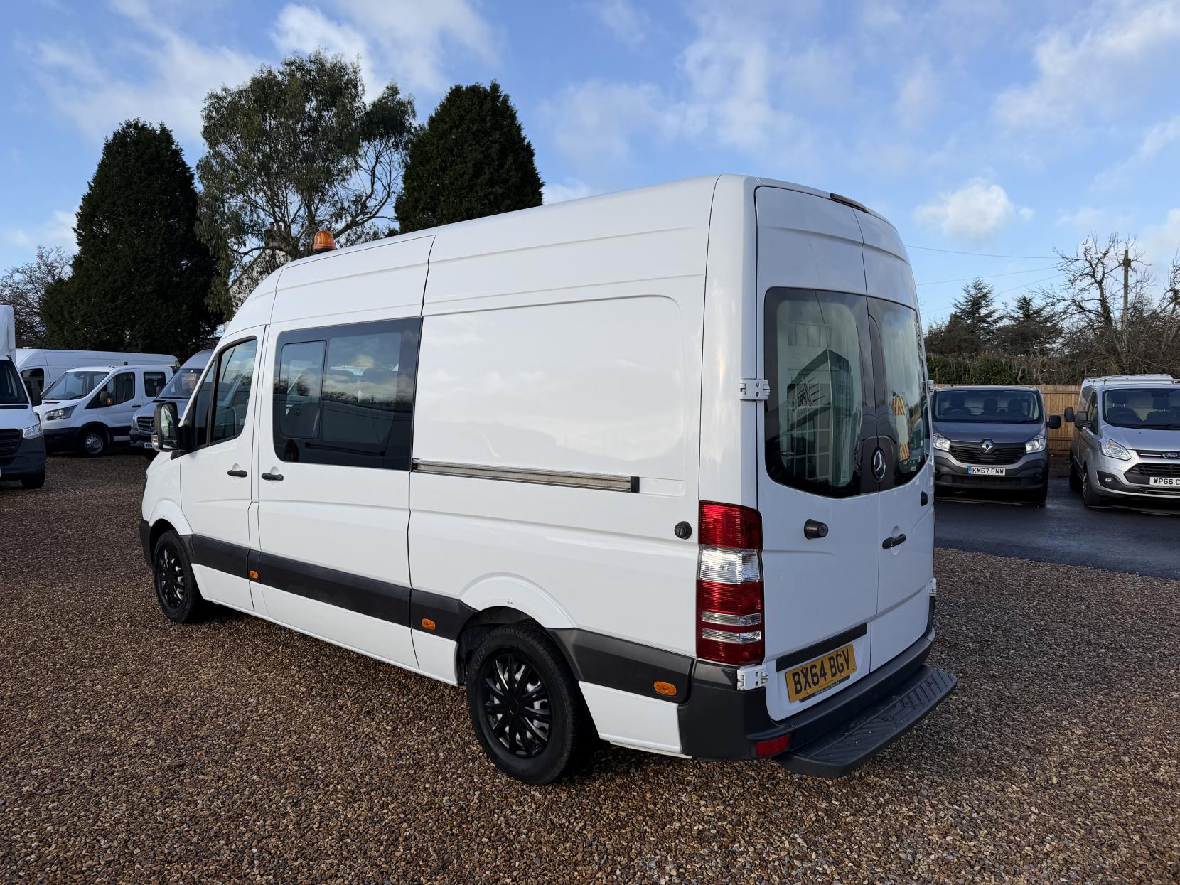Mercedes-Benz Sprinter 2.1 313 CDi Panel Van 4dr Diesel Manual RWD L2 (129 bhp)