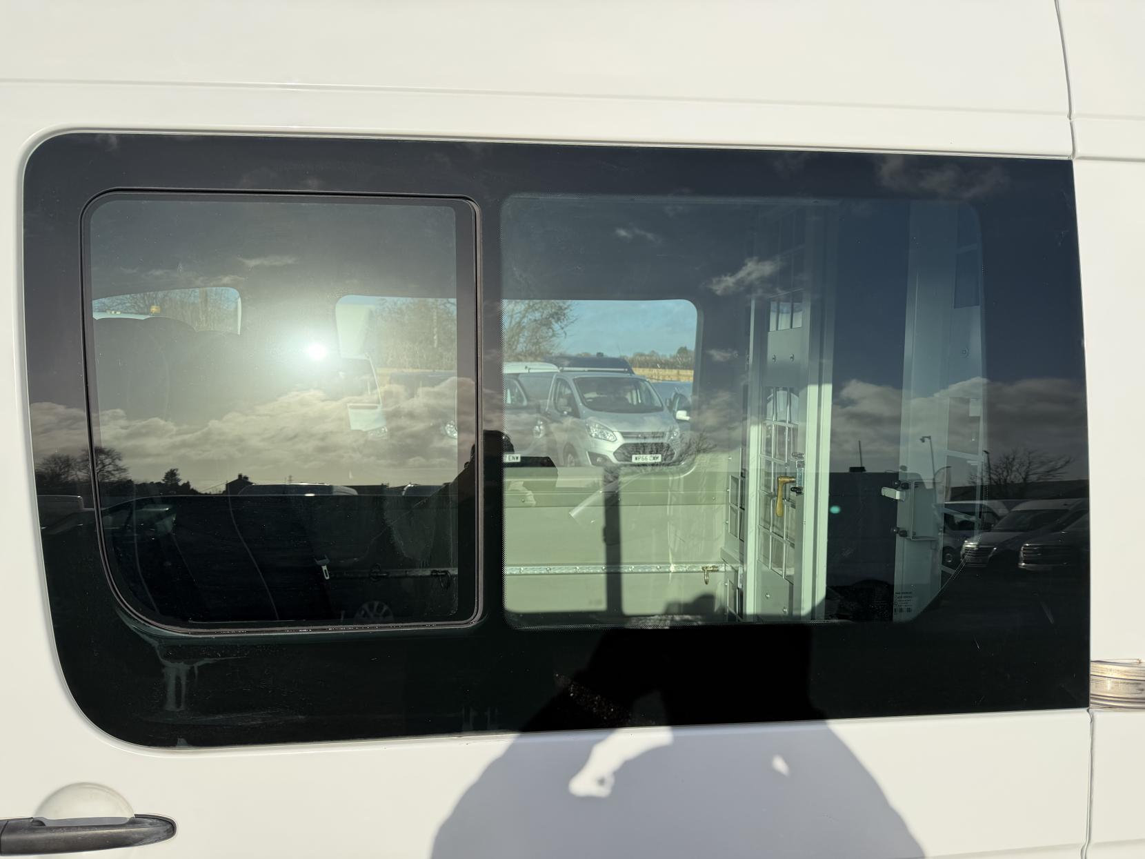 Mercedes-Benz Sprinter 2.1 313 CDi Panel Van 4dr Diesel Manual RWD L2 (129 bhp)