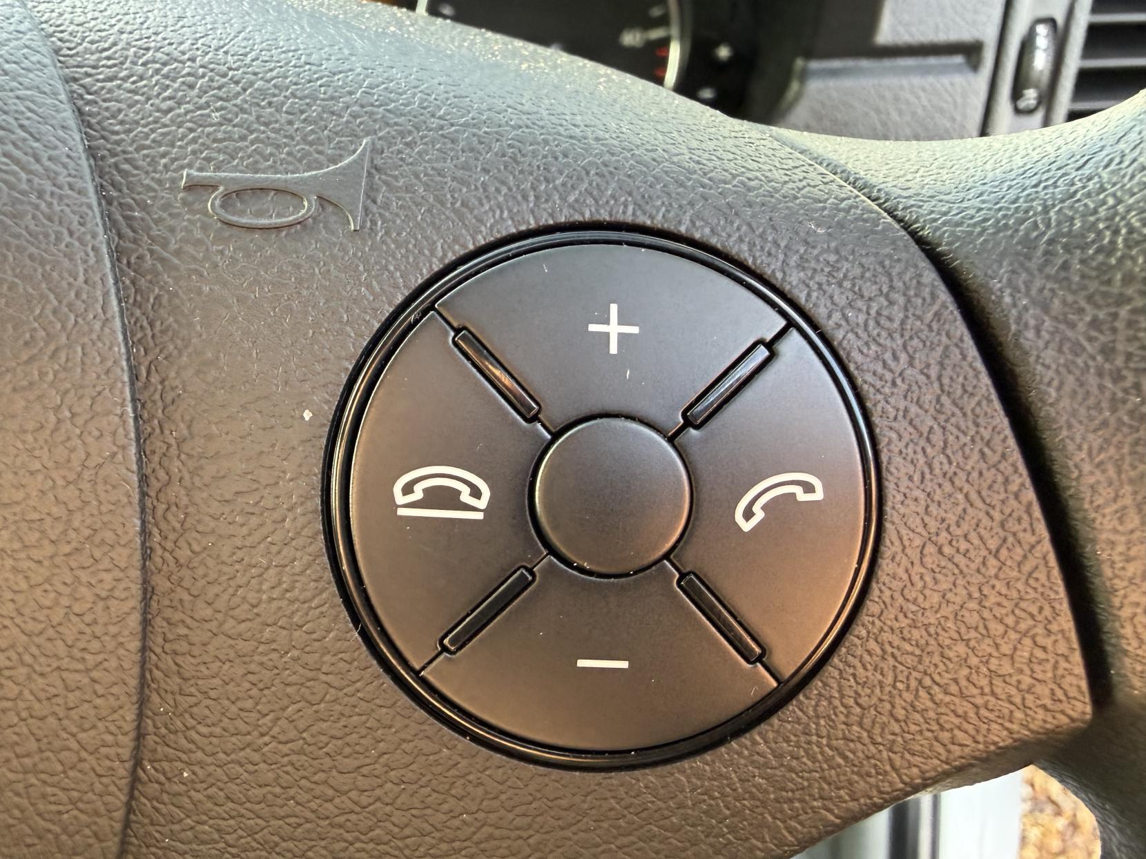 Mercedes-Benz Sprinter 2.1 313 CDi Panel Van 4dr Diesel Manual RWD L2 (129 bhp)