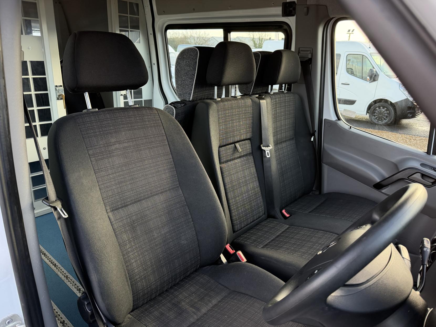 Mercedes-Benz Sprinter 2.1 313 CDi Panel Van 4dr Diesel Manual RWD L2 (129 bhp)