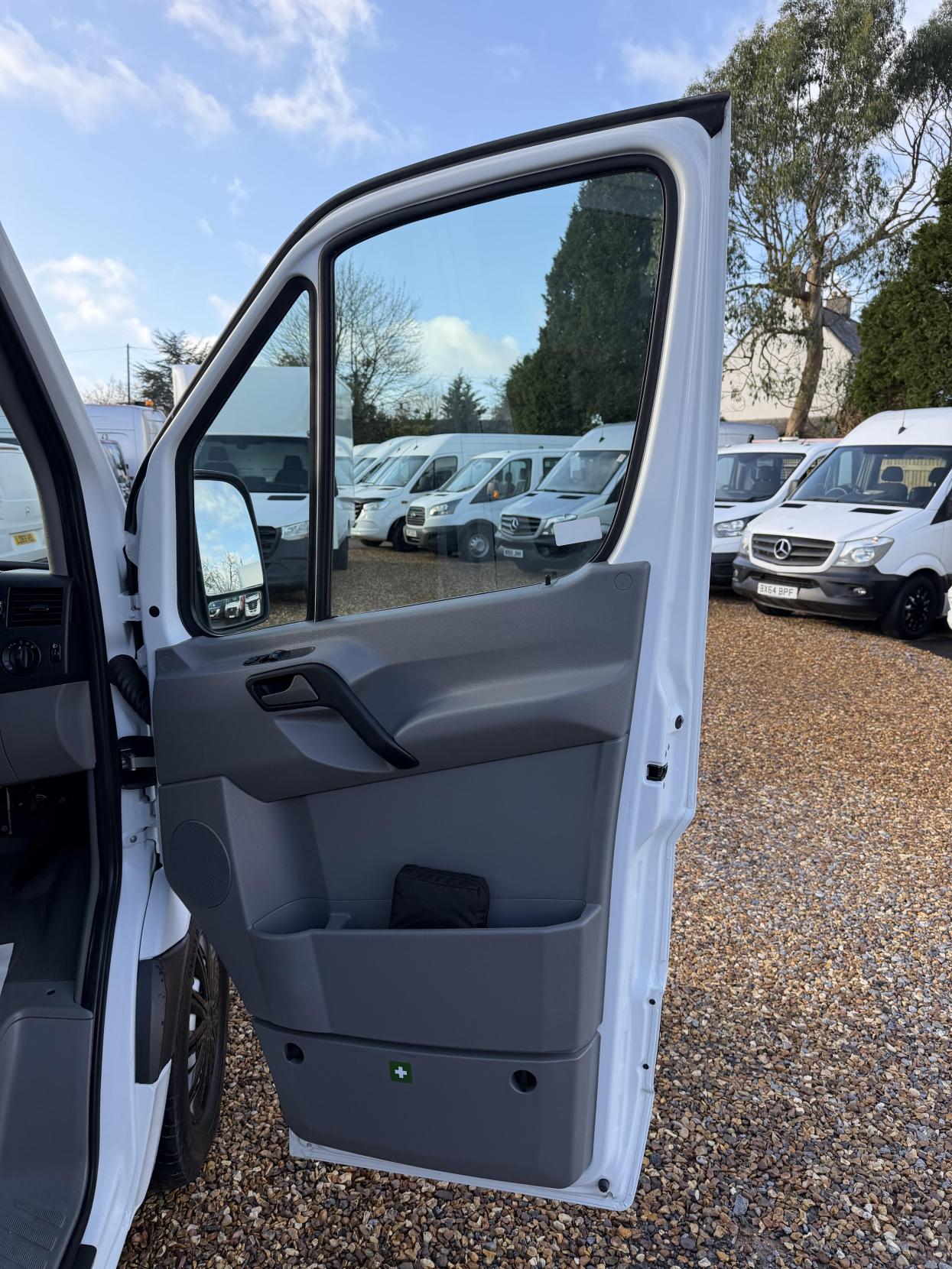 Mercedes-Benz Sprinter 2.1 313 CDi Panel Van 4dr Diesel Manual RWD L2 (129 bhp)