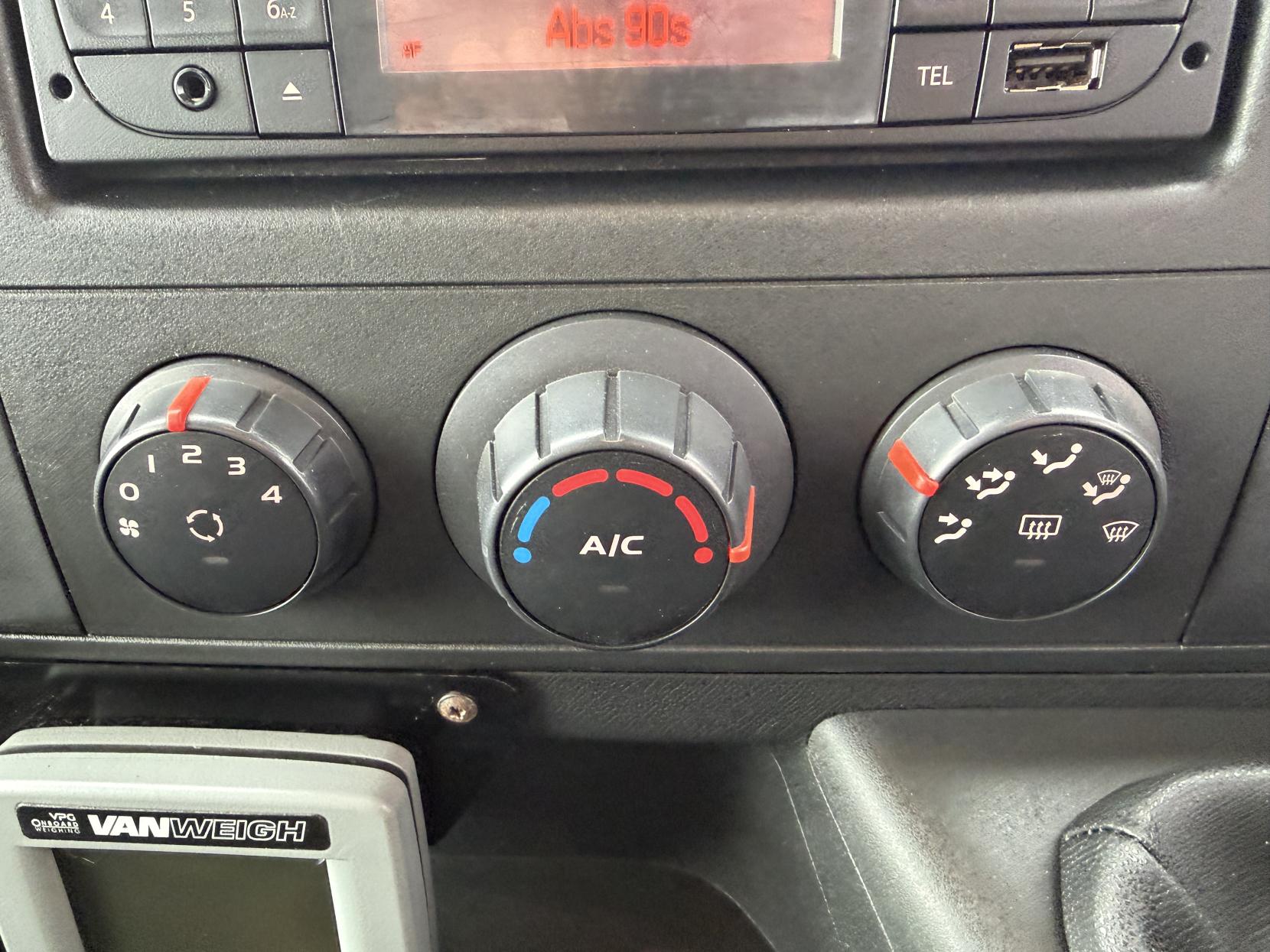 Vauxhall Movano 2.3 CDTi 3500 Panel Van 5dr Diesel Manual FWD L2 H2 Euro 6 (130 ps)