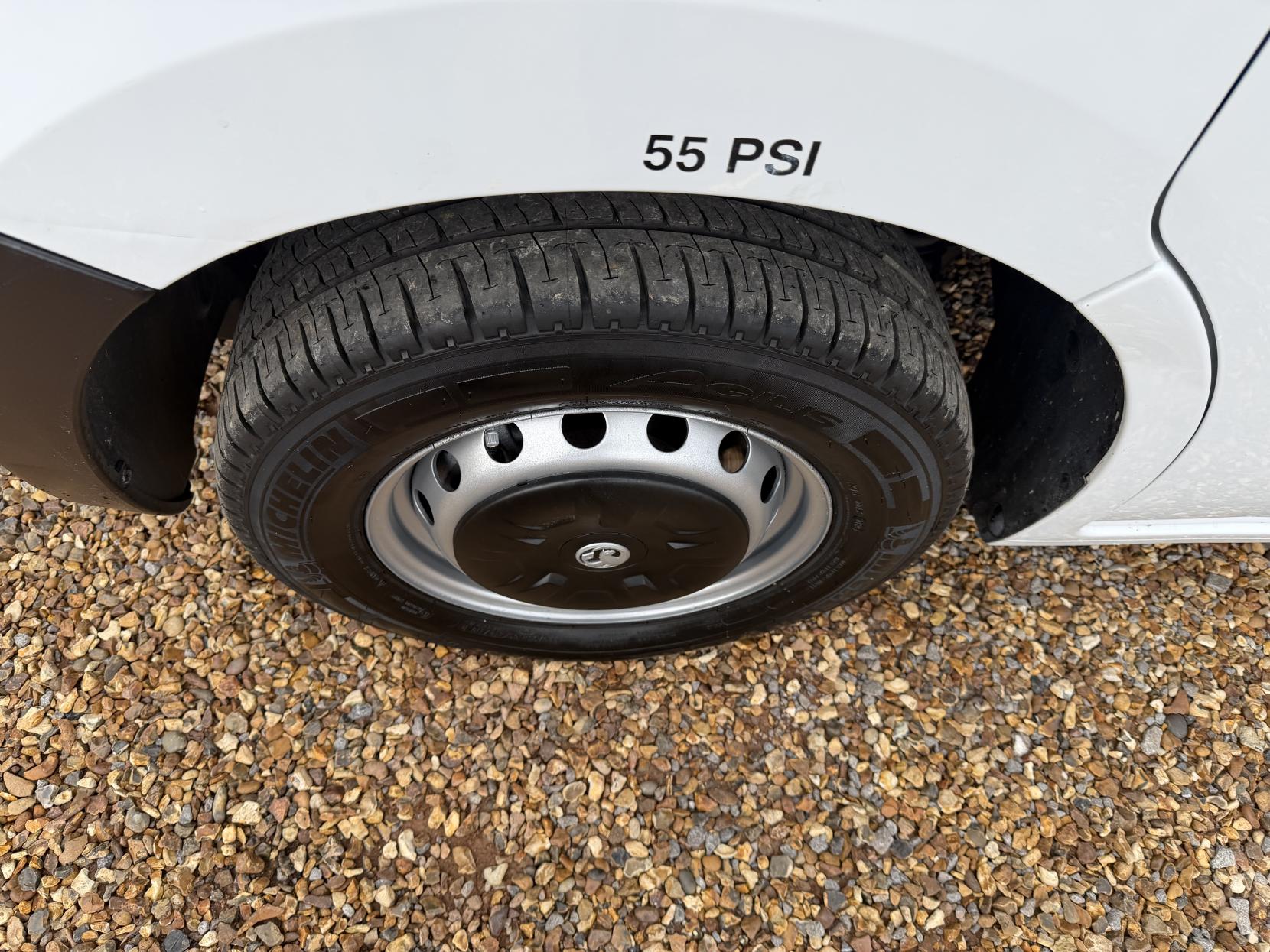 Vauxhall Movano 2.3 CDTi 3500 Panel Van 5dr Diesel Manual FWD L2 H2 Euro 6 (130 ps)