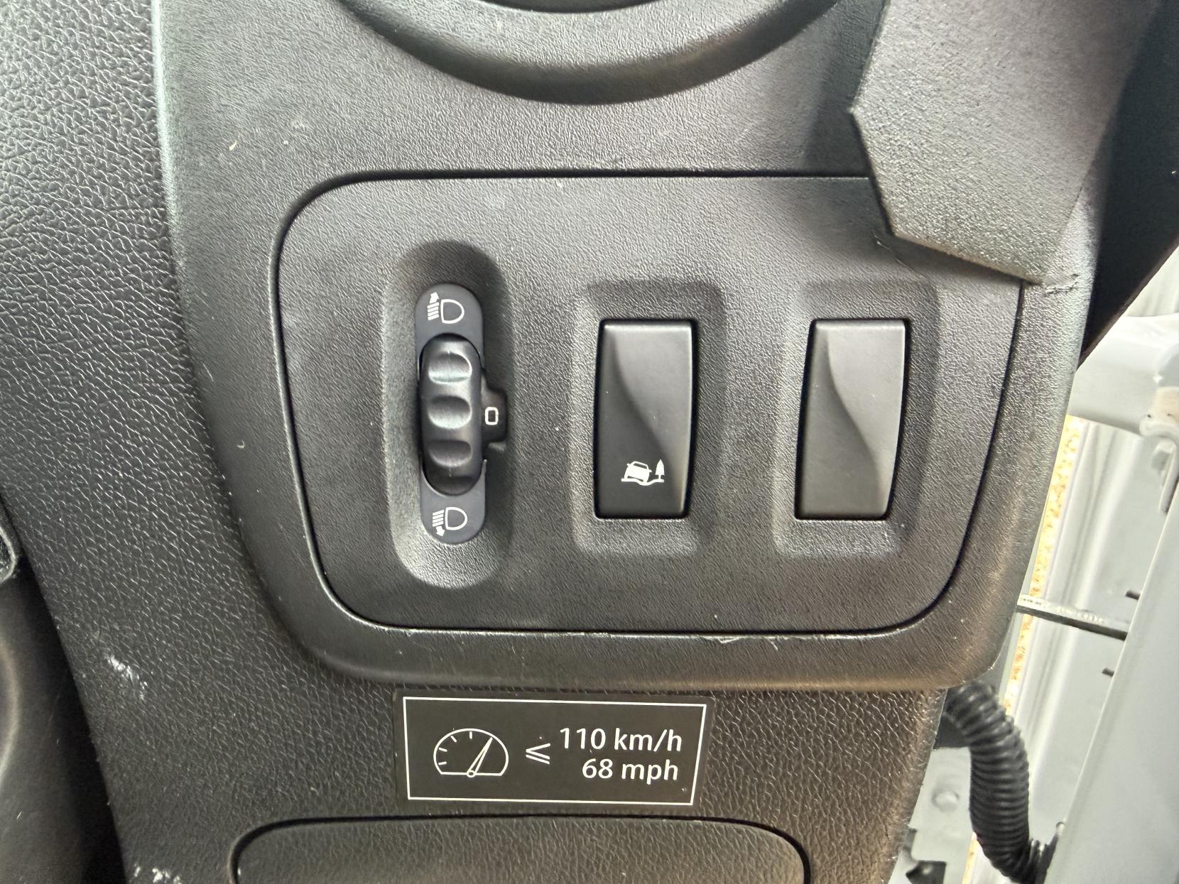 Vauxhall Movano 2.3 CDTi 3500 Panel Van 5dr Diesel Manual FWD L2 H2 Euro 6 (130 ps)