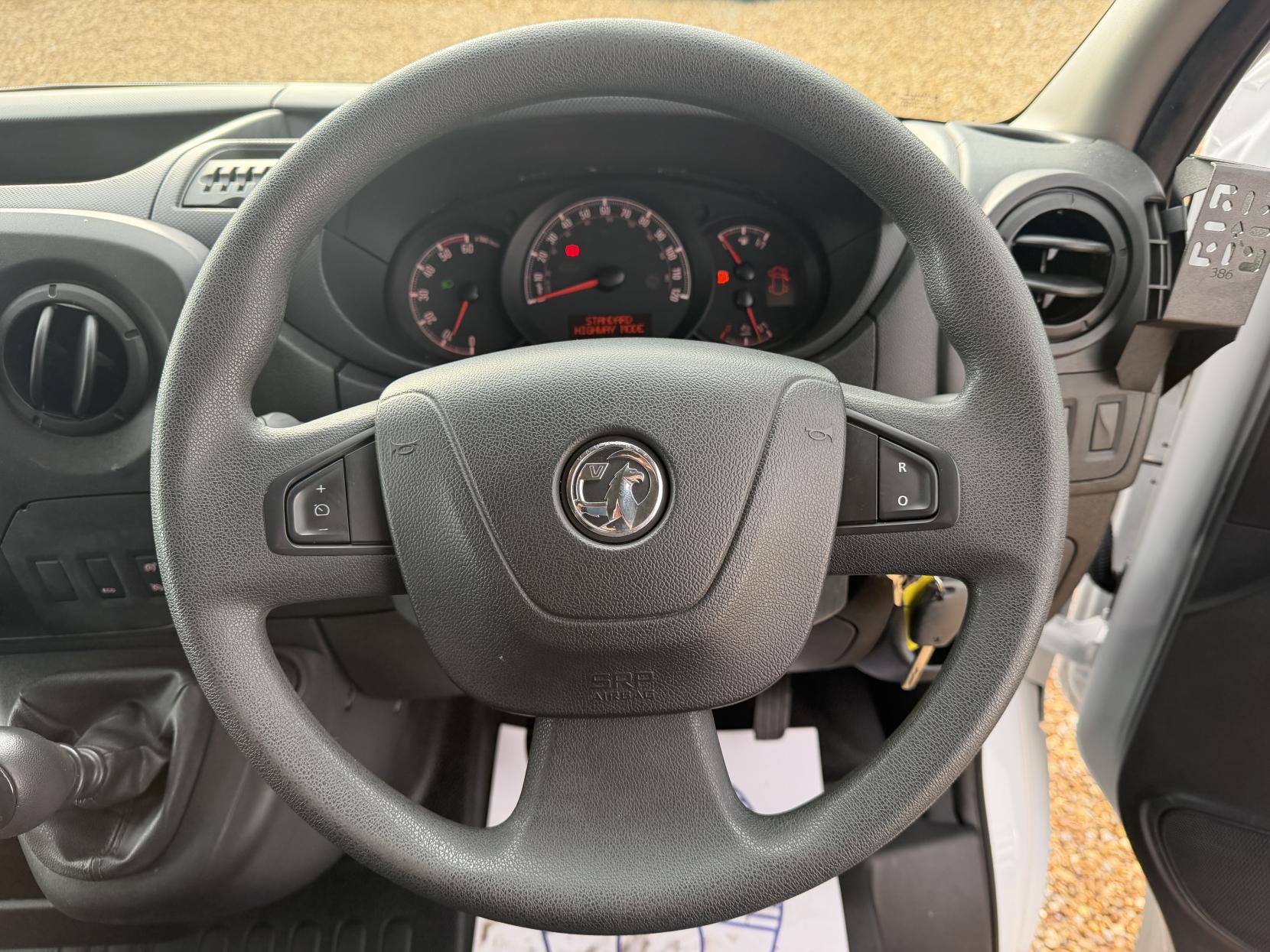 Vauxhall Movano 2.3 CDTi 3500 Panel Van 5dr Diesel Manual FWD L2 H2 Euro 6 (130 ps)