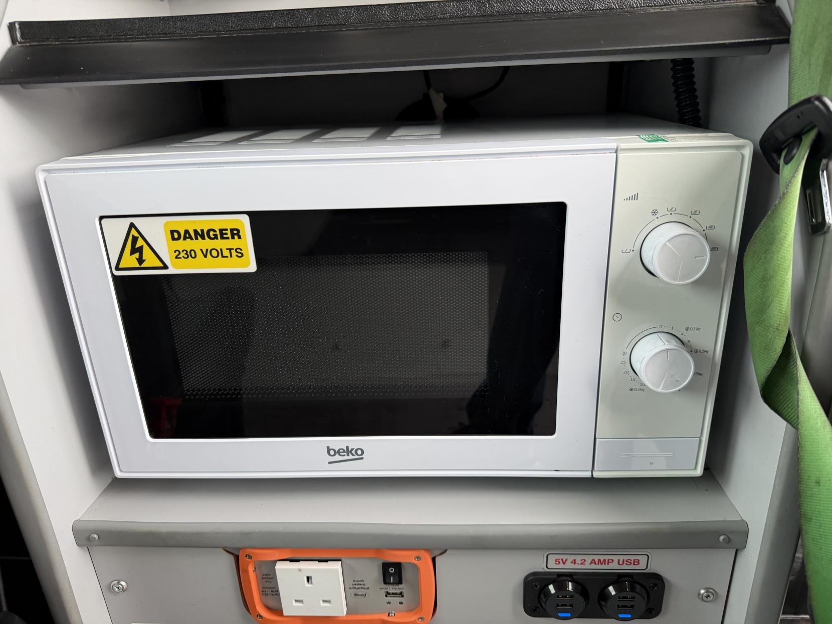 Vauxhall Movano 2.3 CDTi 3500 Panel Van 5dr Diesel Manual FWD L2 H2 Euro 6 (130 ps)